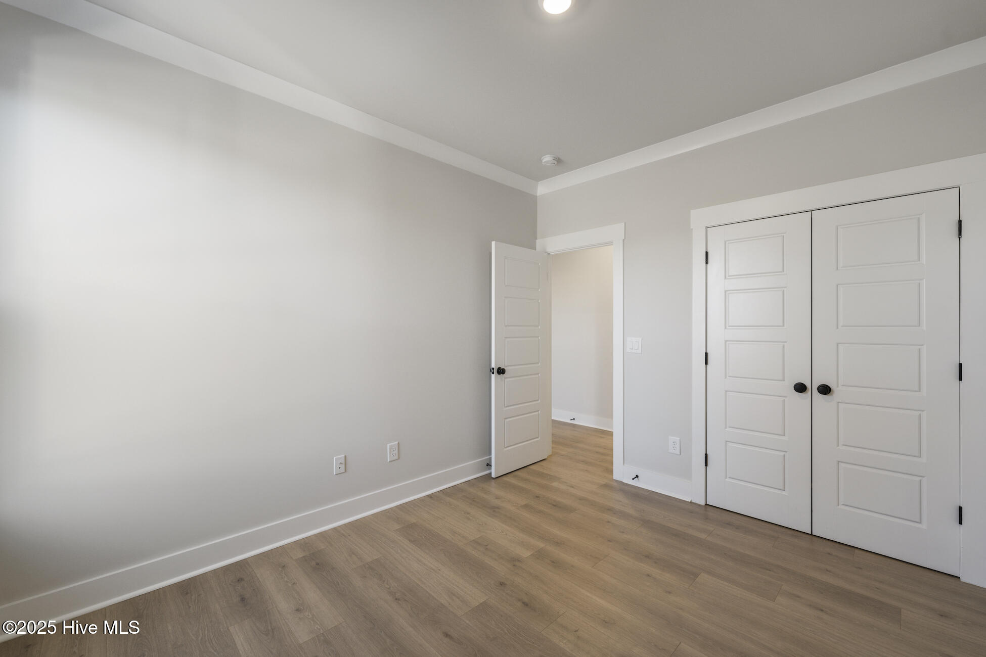 100507378 | Photo 28