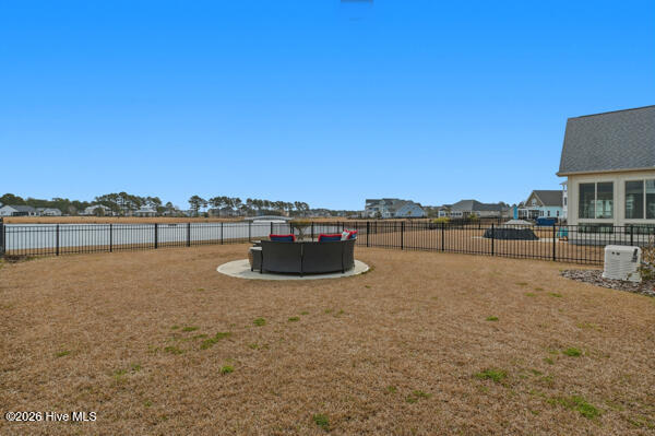 100555681 | Photo 65