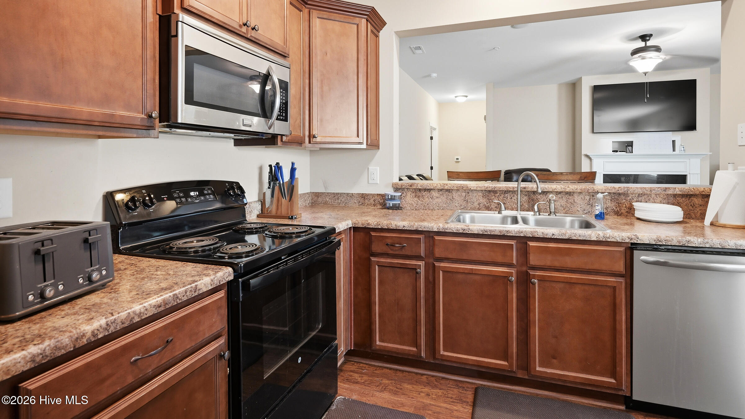 Exterior photo of 1917 Covengton Way 103, Greenville, NC 27858. MLS: 100587473