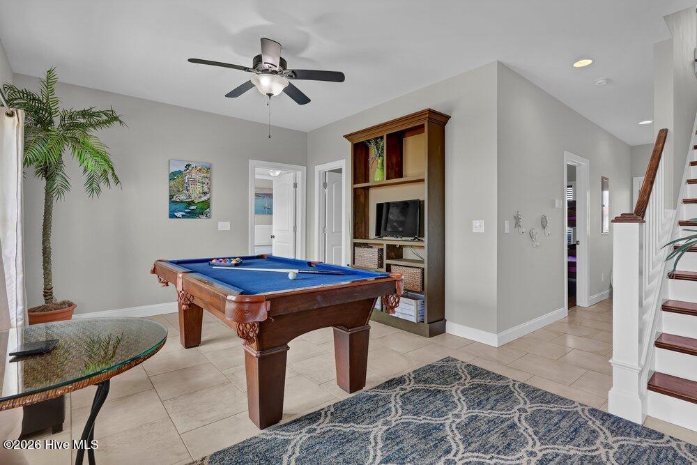 100567511 | Photo 23