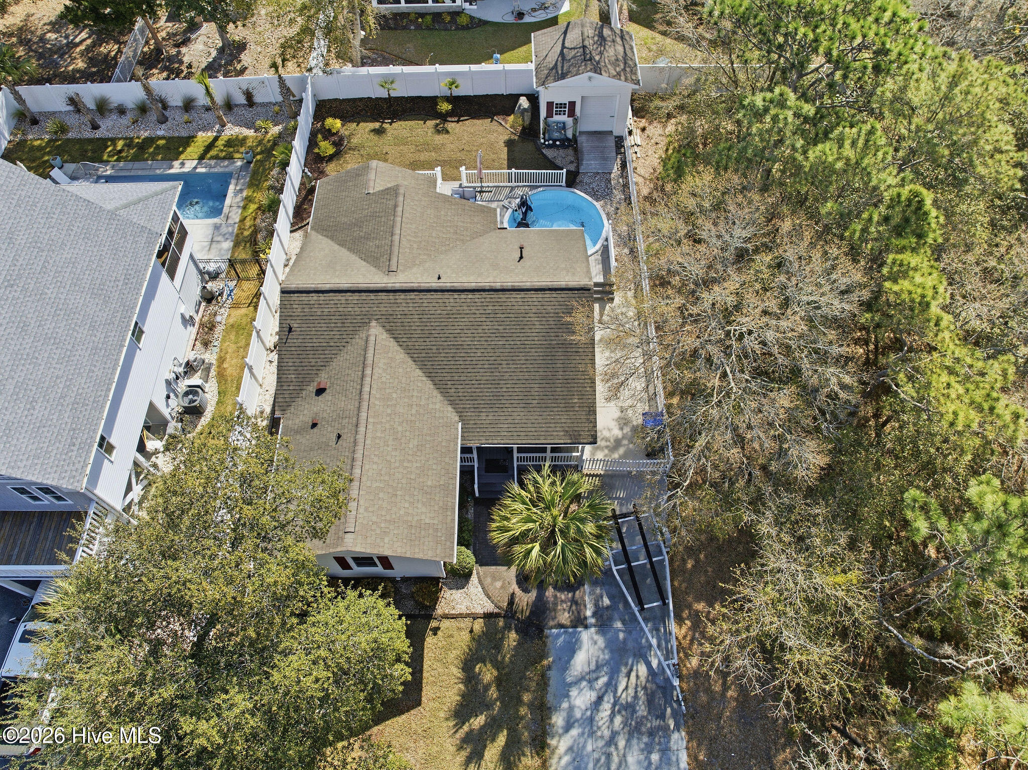 100564748 | Photo 49