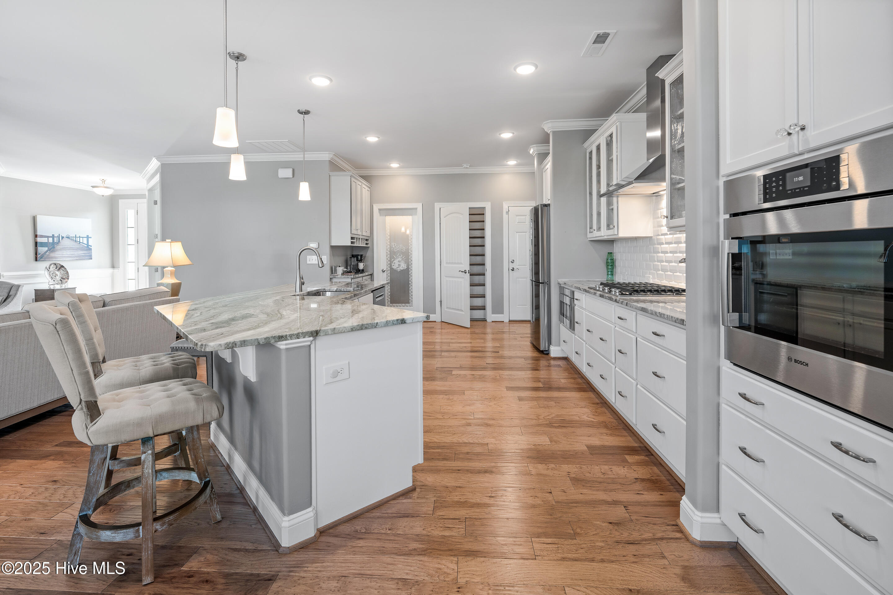 100543771 | Photo 20