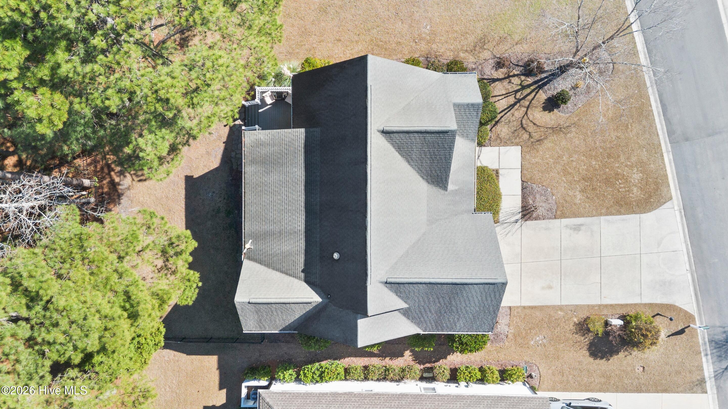 100549432 | Photo 40