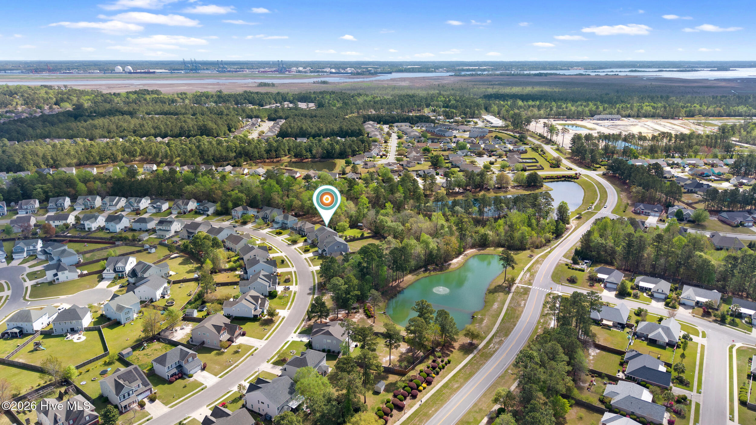 100565856 | Photo 55