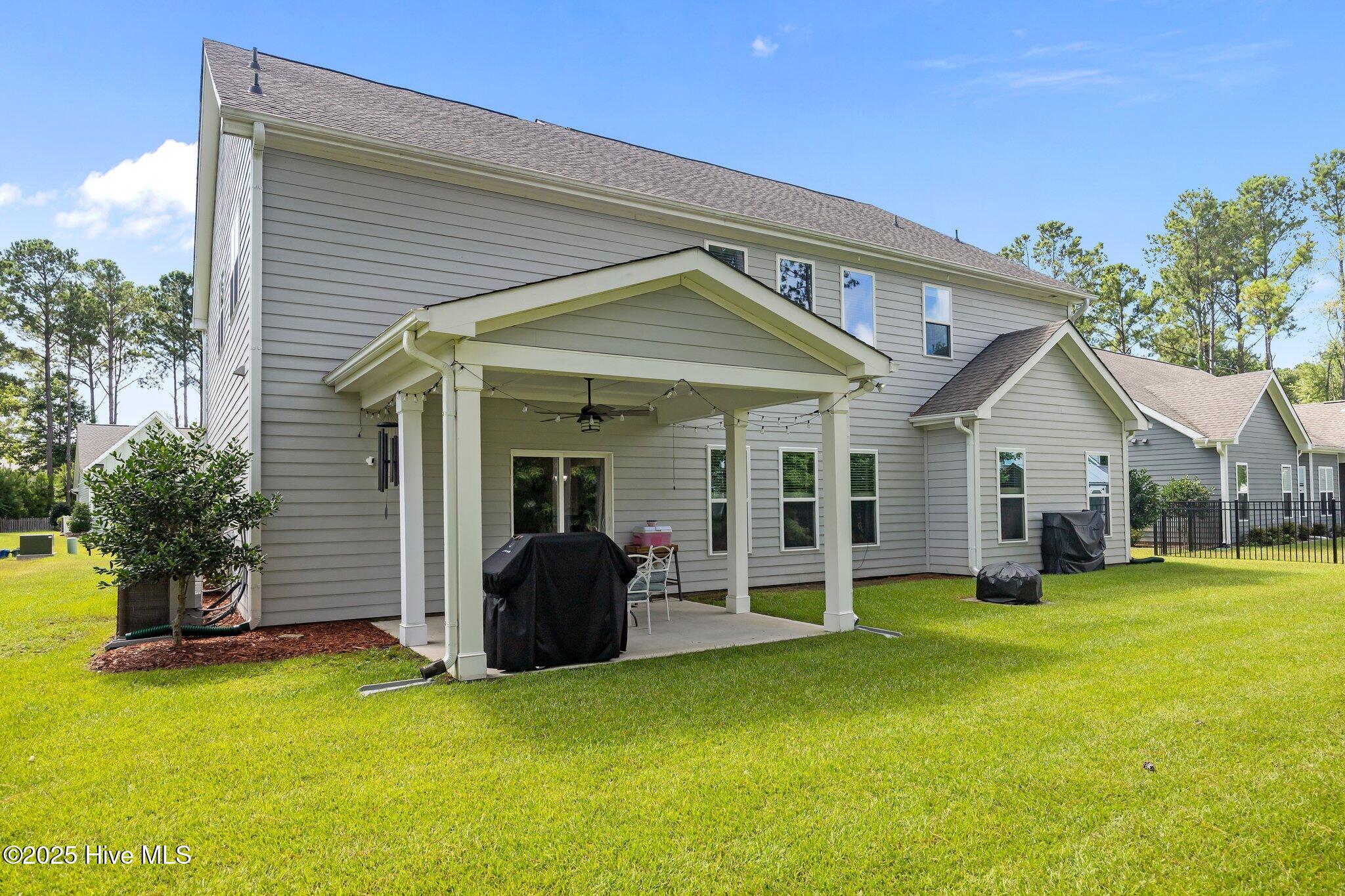 100518510 | Photo 46