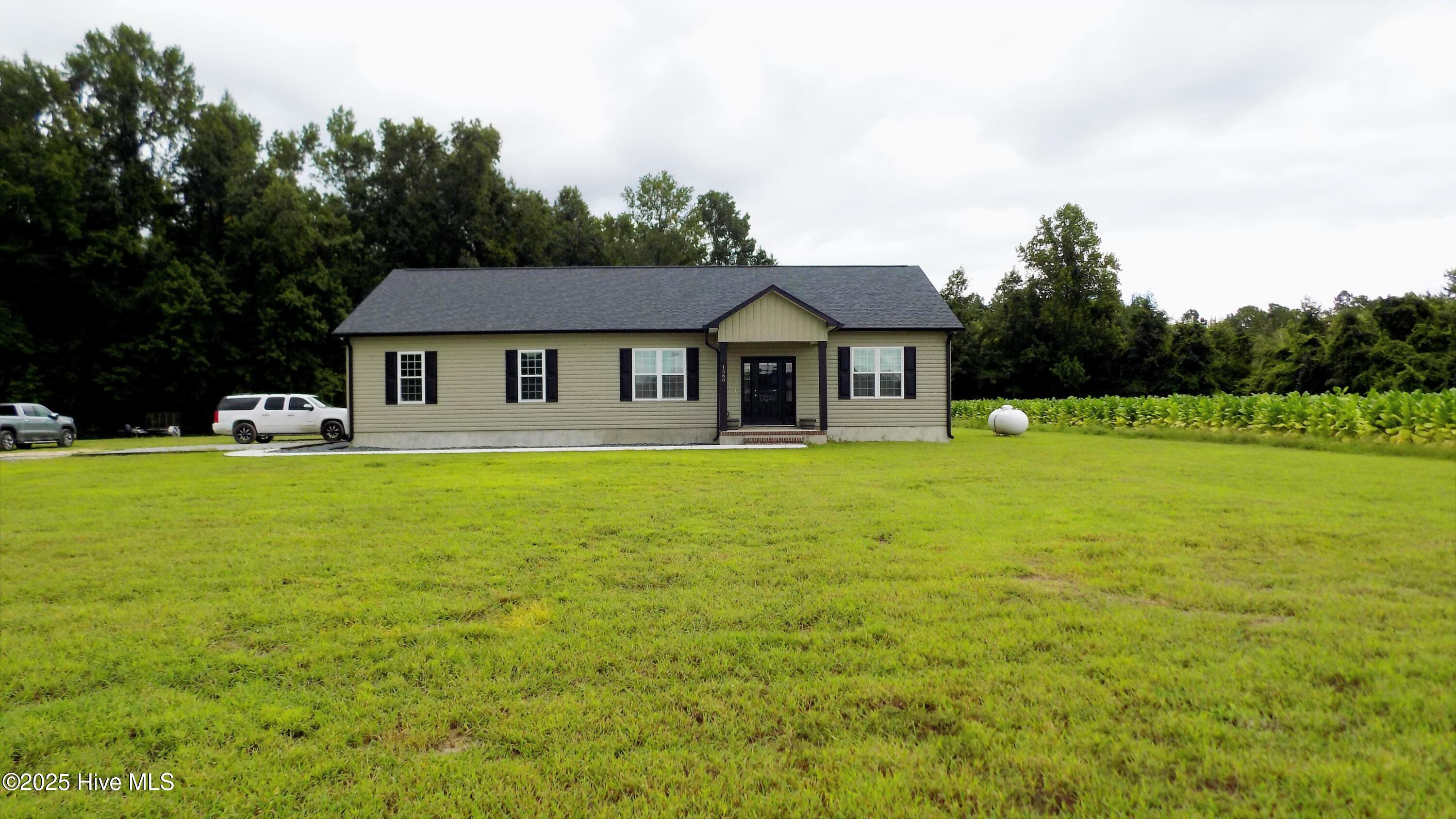 1560 White Oak River Road,Maysville