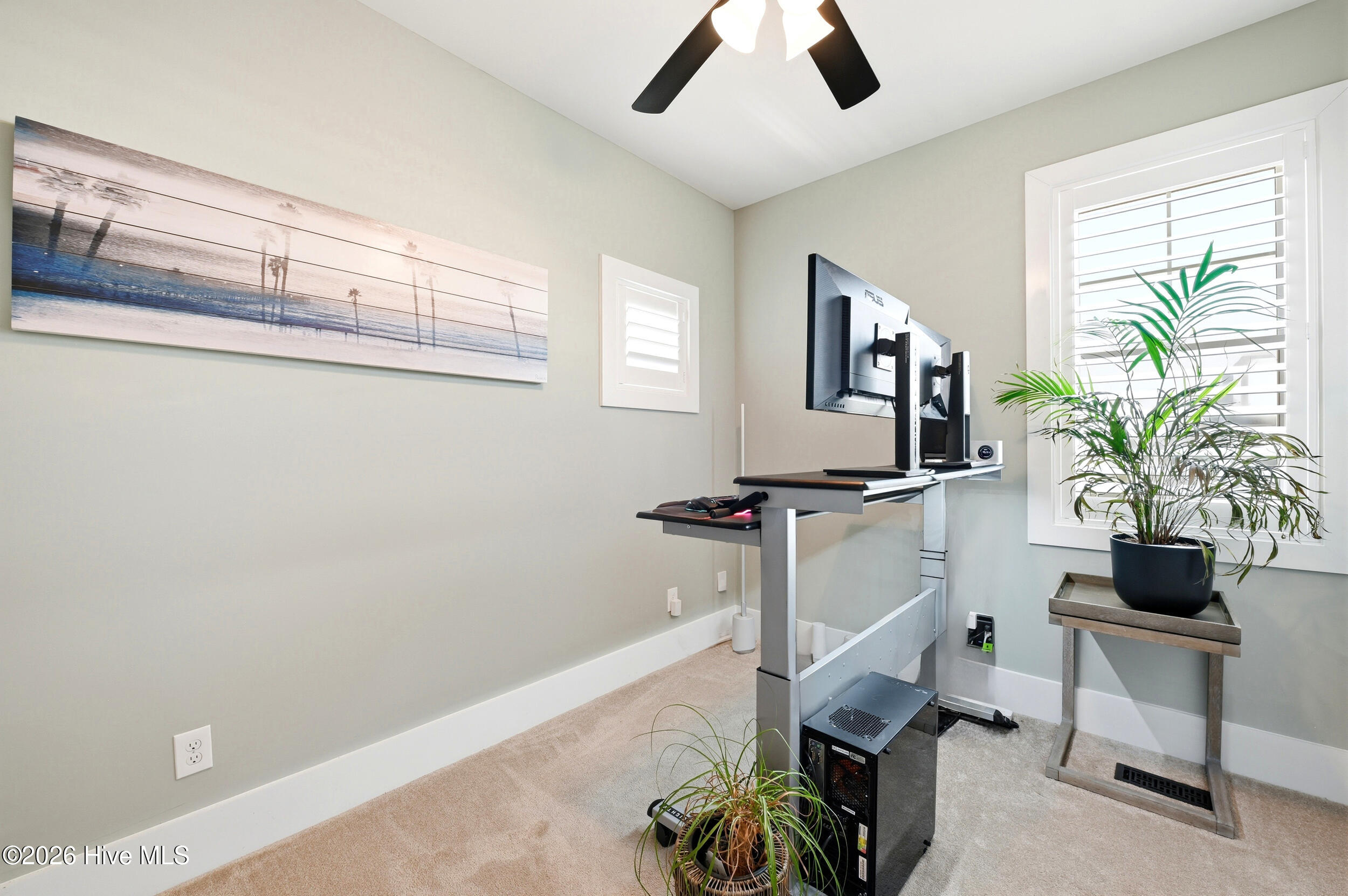 100568408 | Photo 28