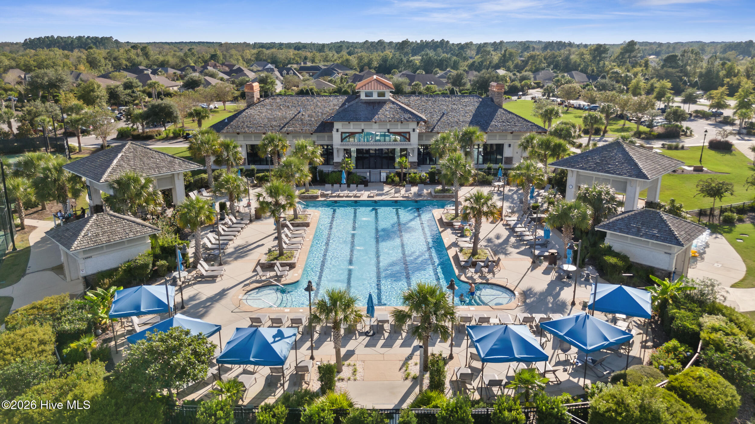 100560170 | Photo 70