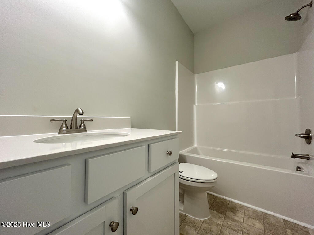 100560362 | Photo 28