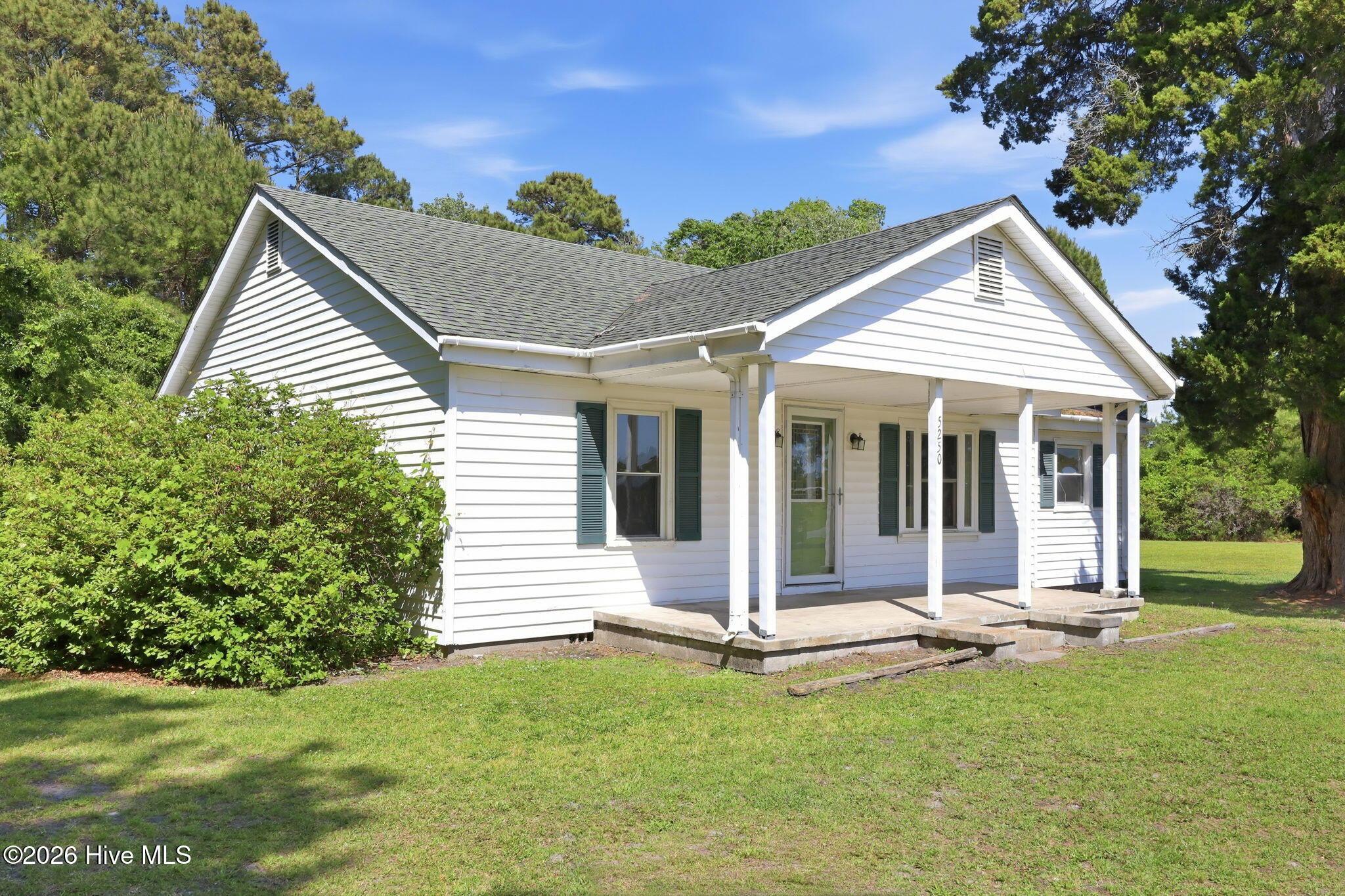 5250 Business Drive,Newport