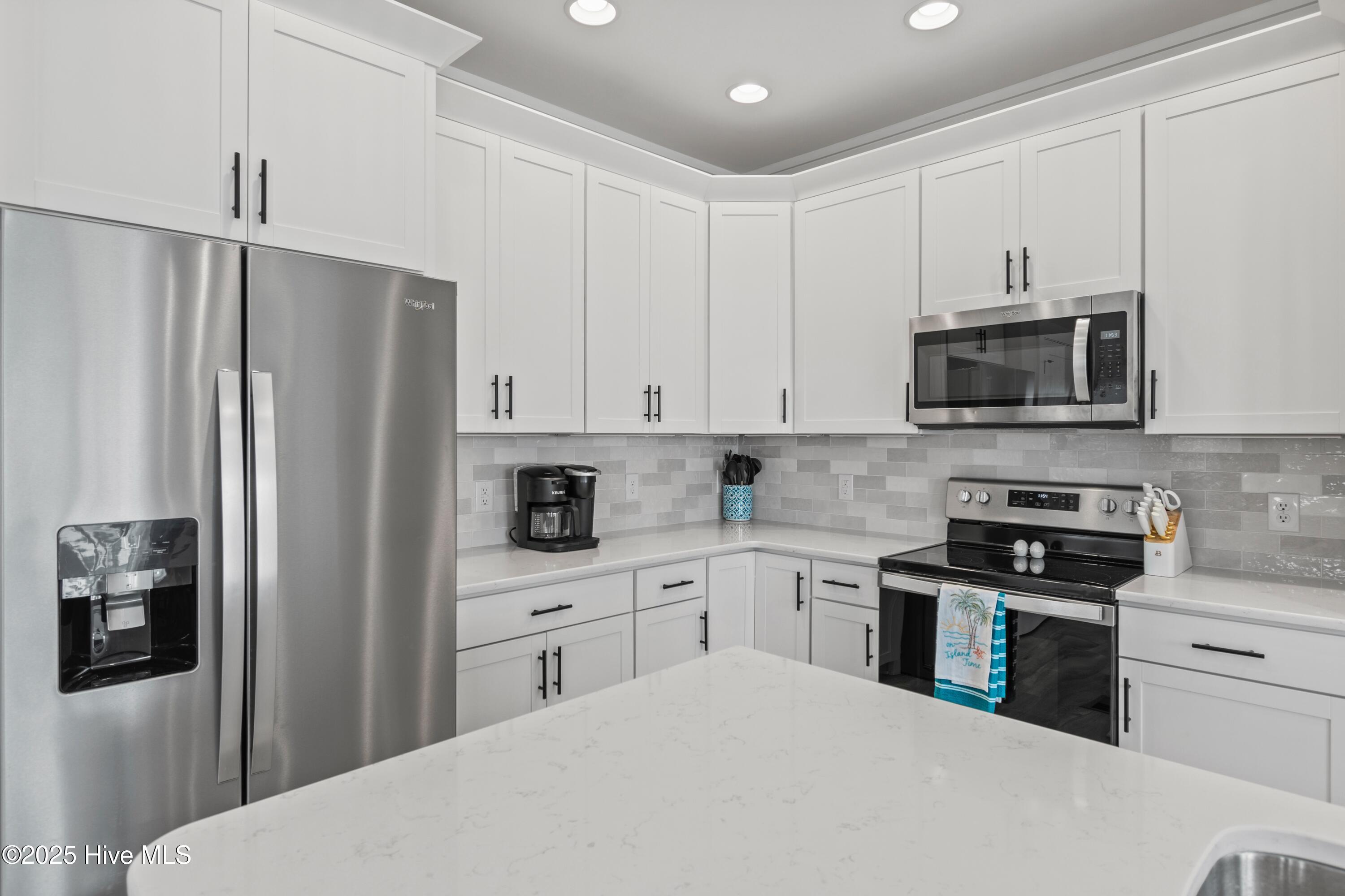 100544300 | Photo 19