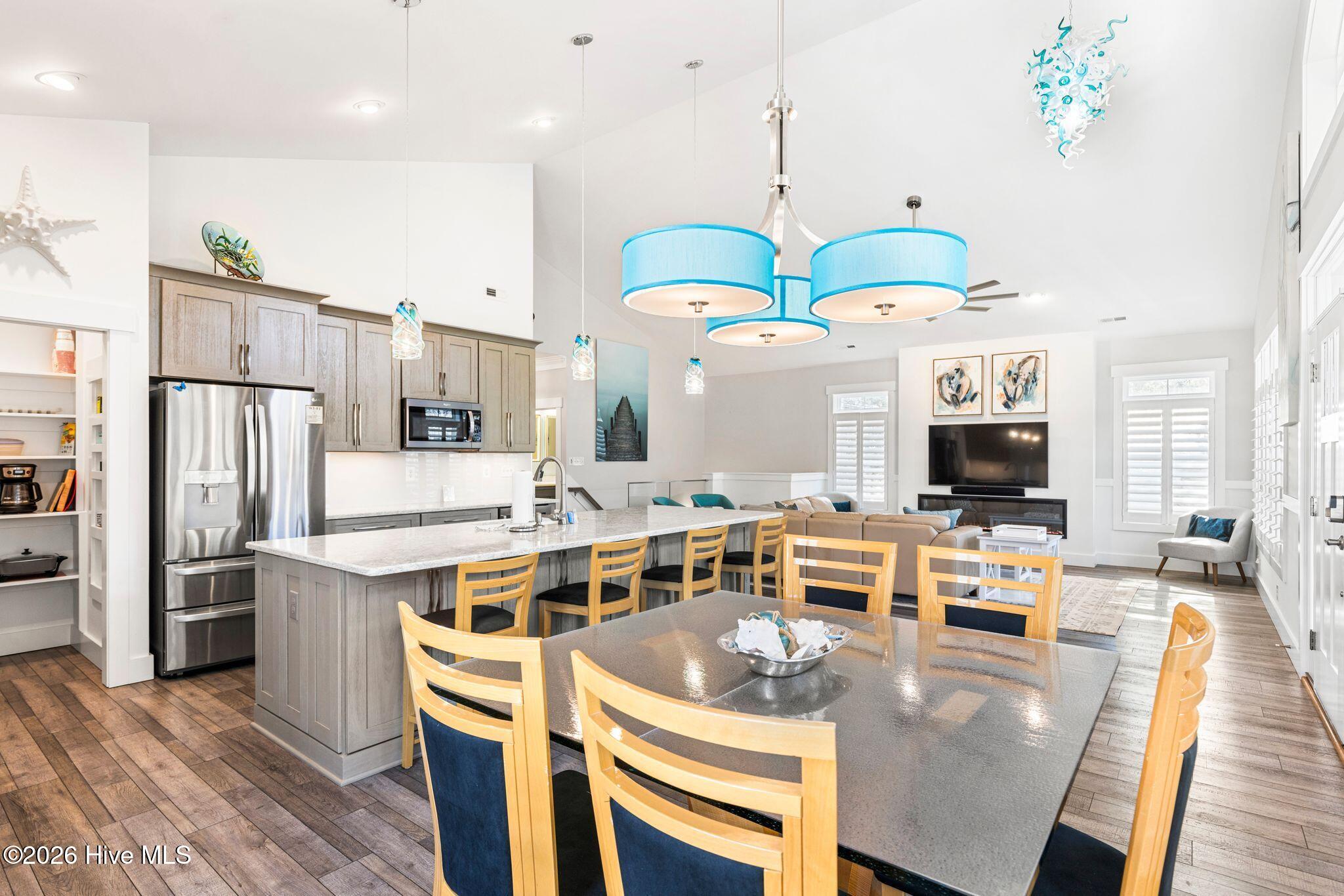 100551574 | Photo 17