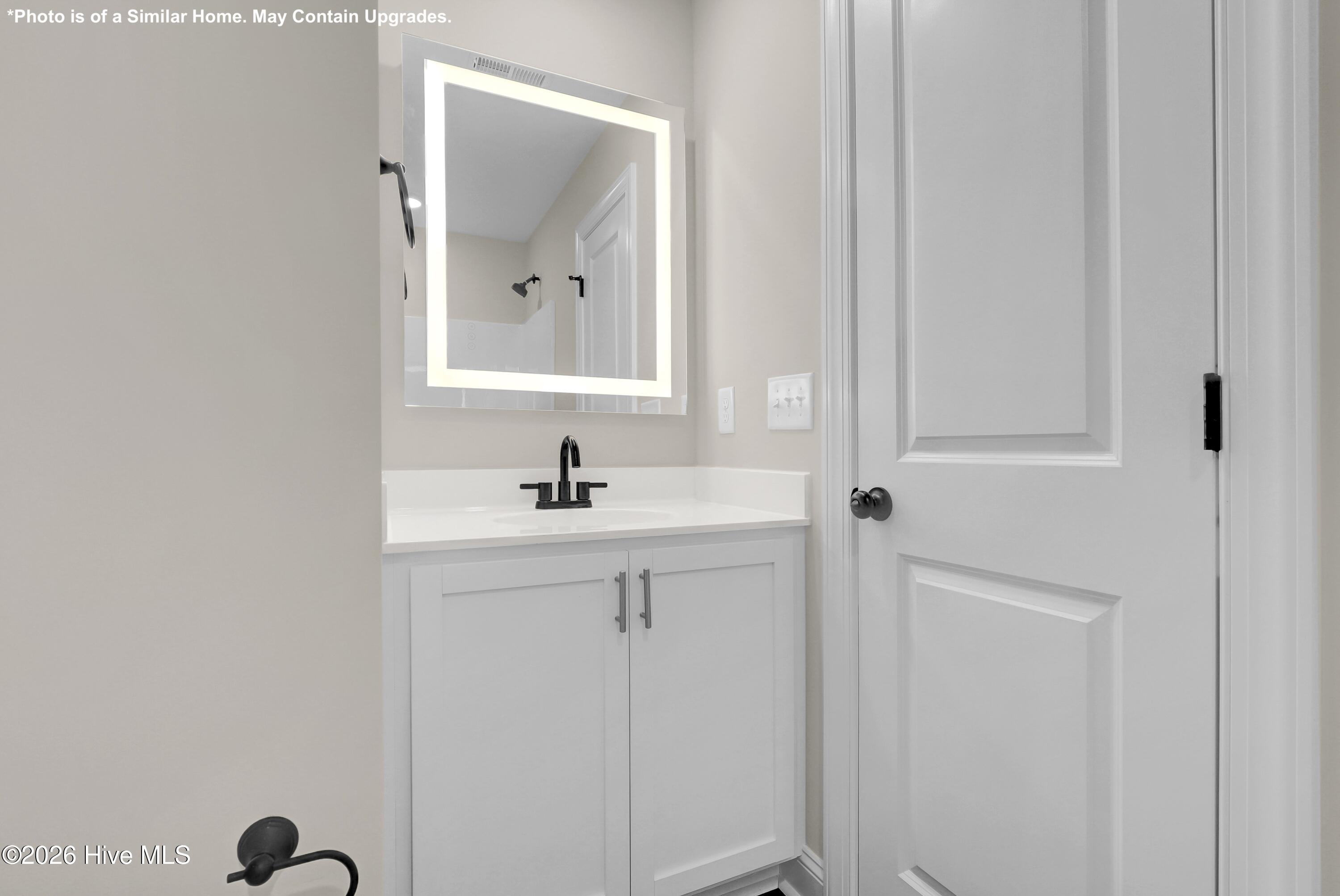 100537568 | Photo 23