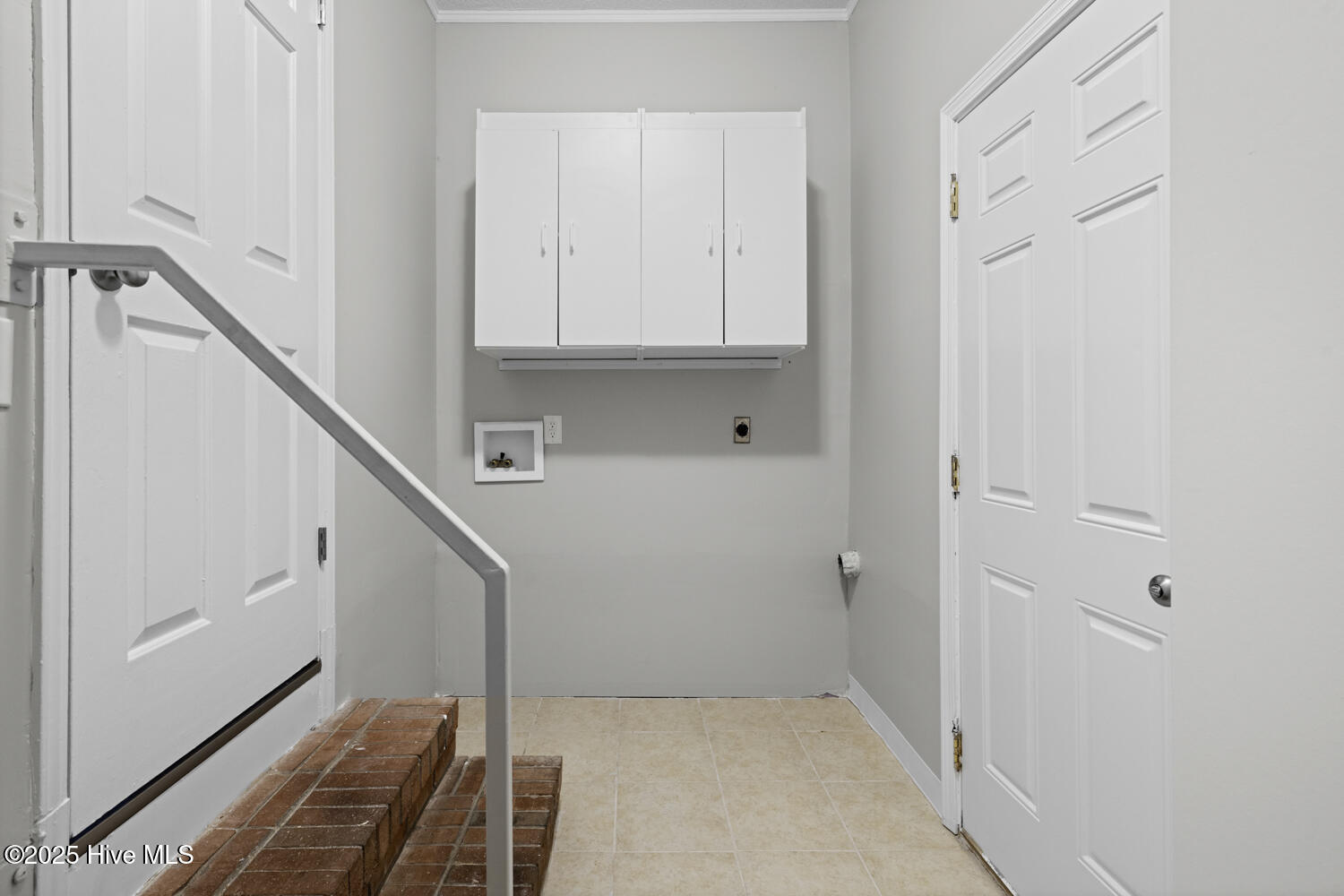 100544995 | Photo 20