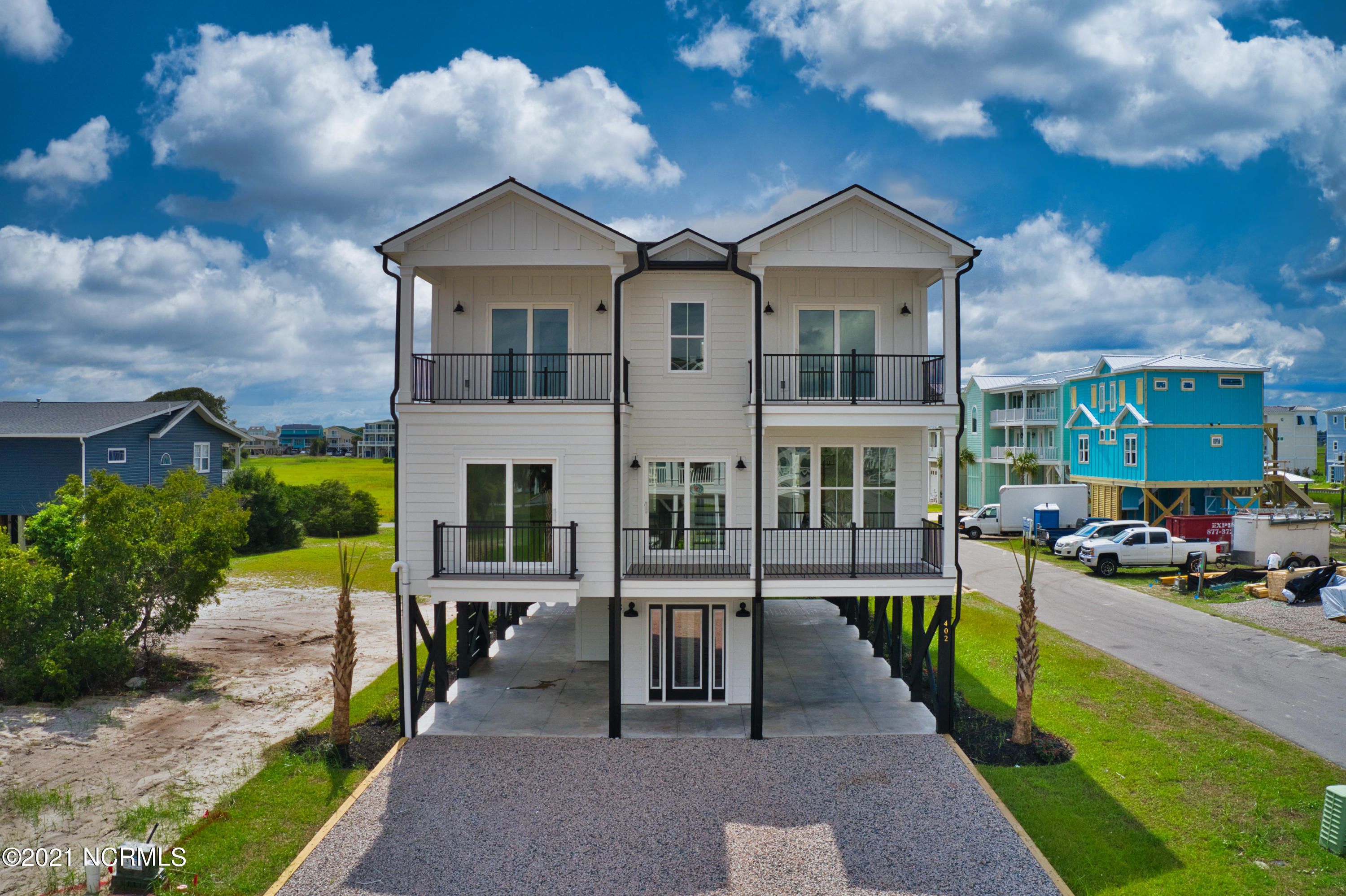 402 17th Street, Sunset Beach, NC 28468 Listing Photo  1