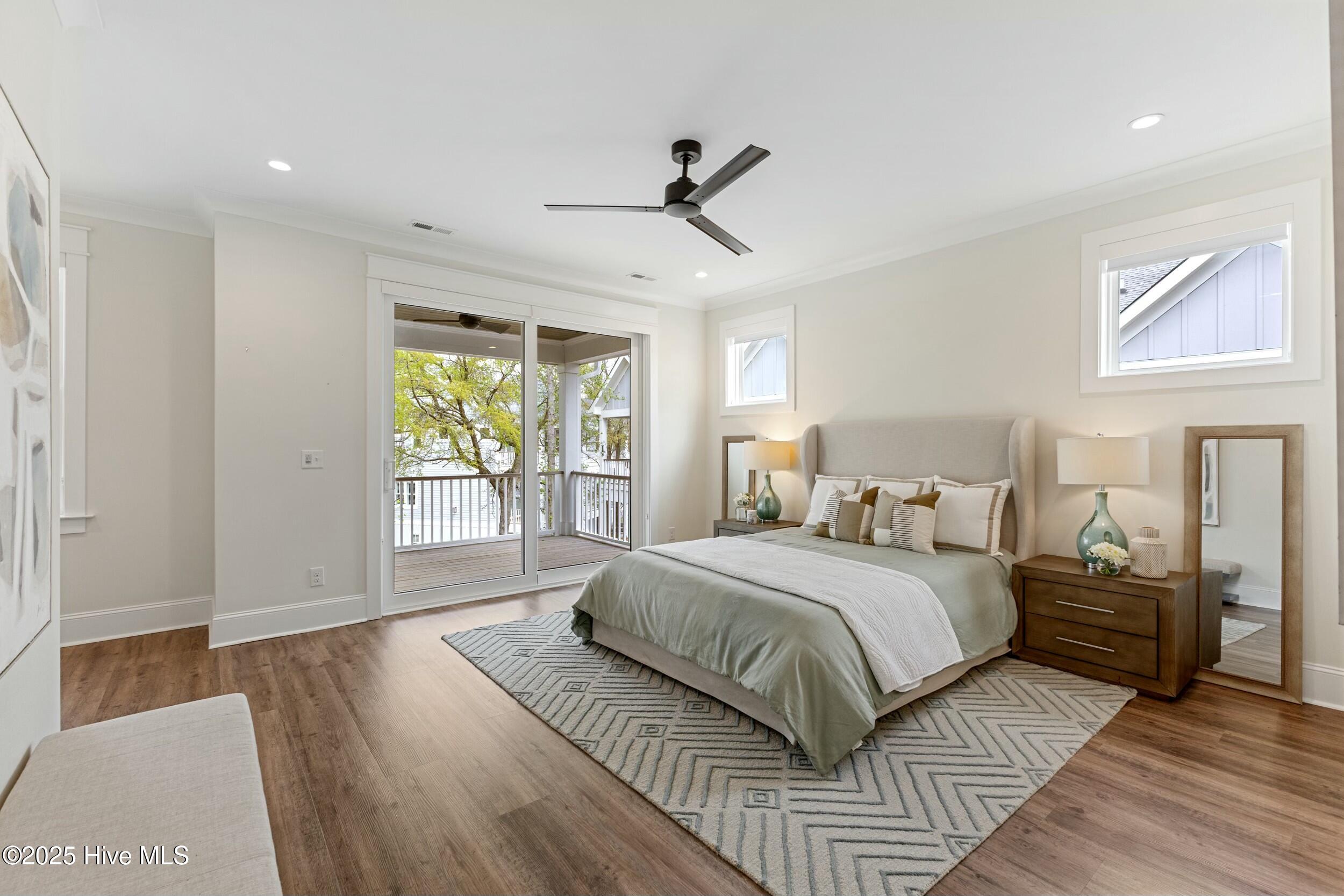 100498490 | Photo 31