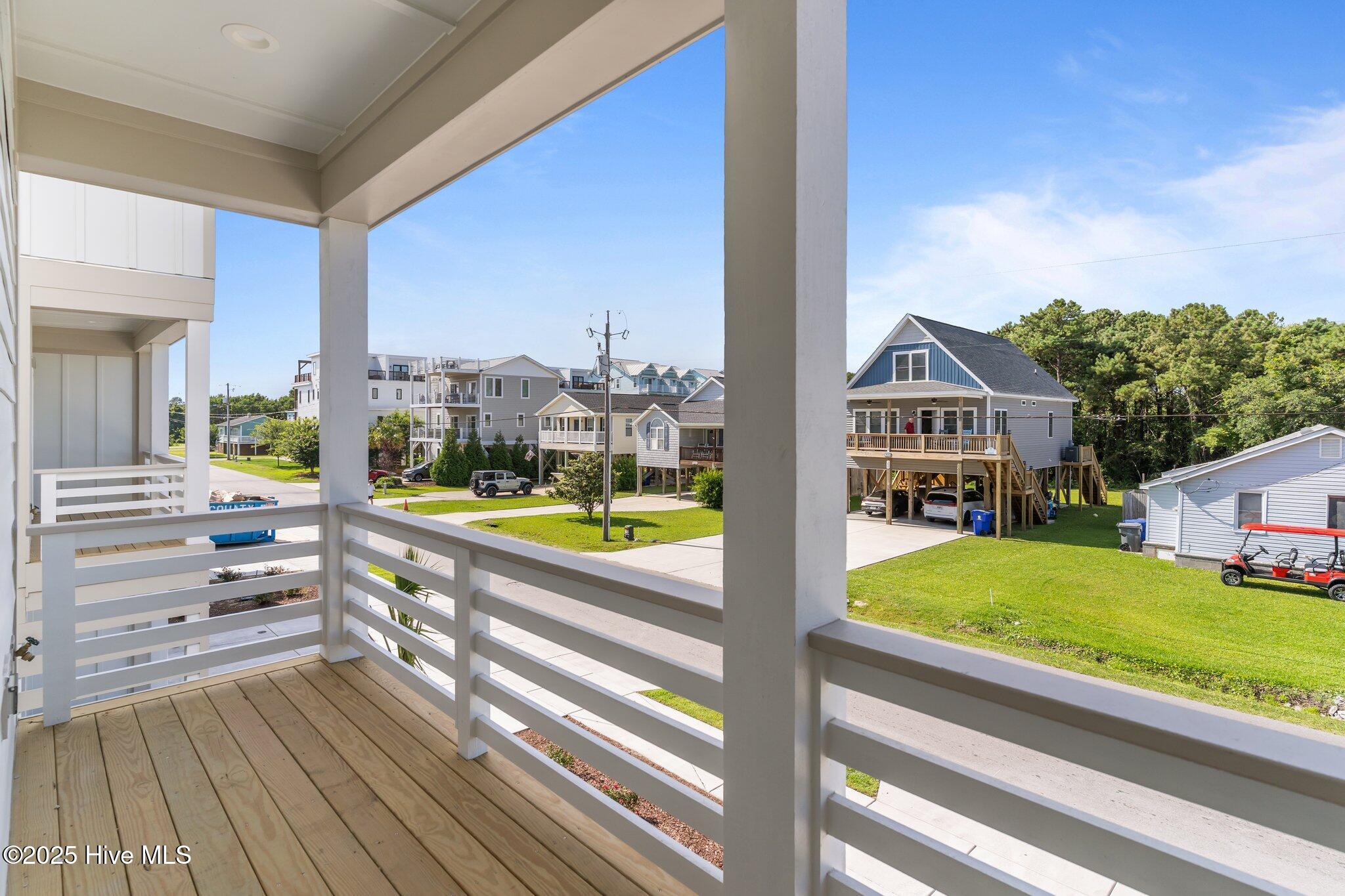 100515159 | Photo 38