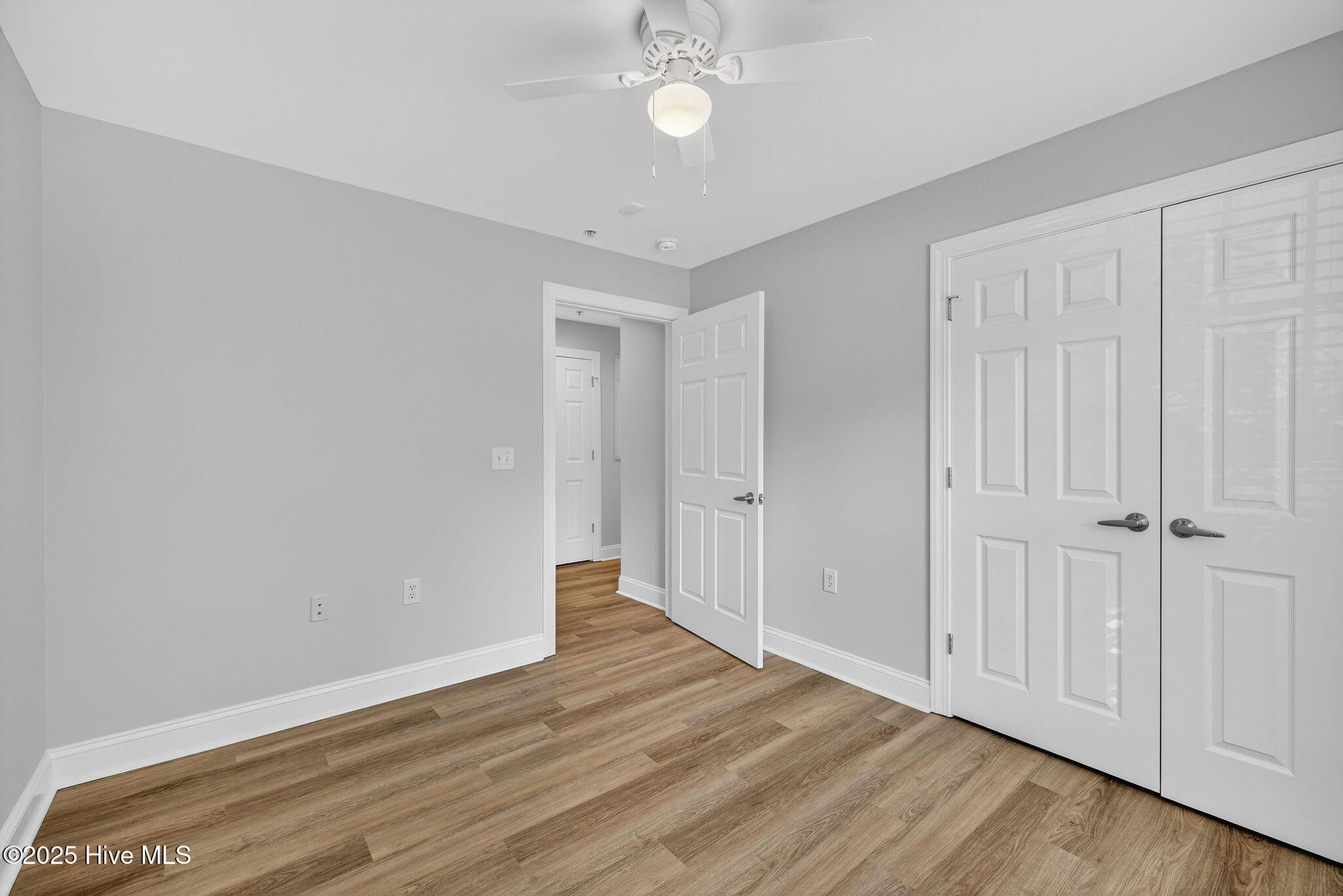 100517660 | Photo 16