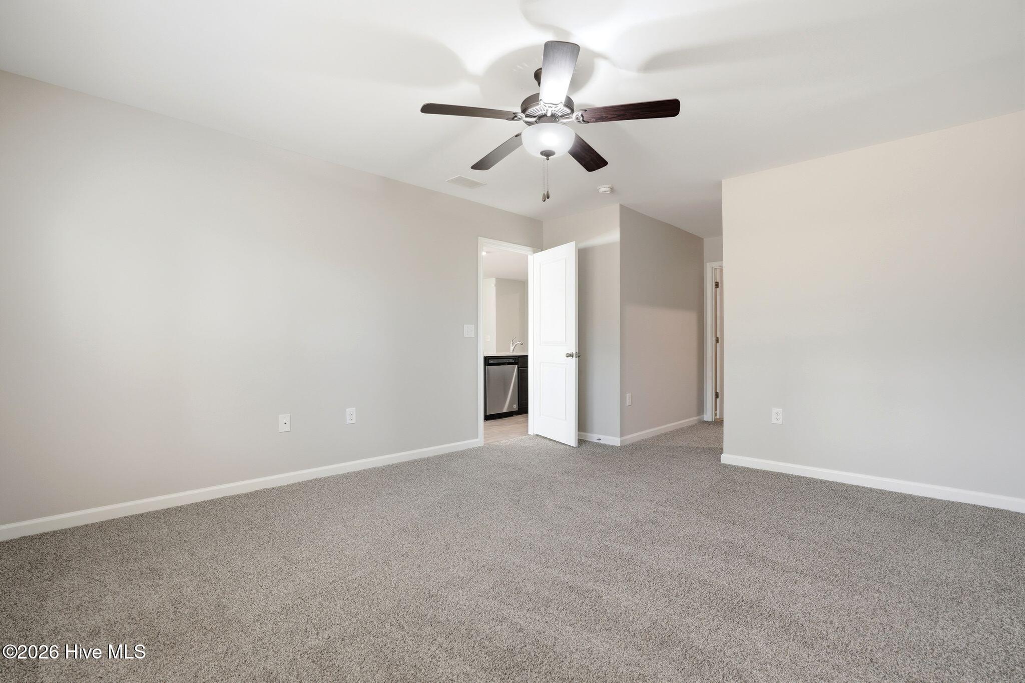 100558624 | Photo 29