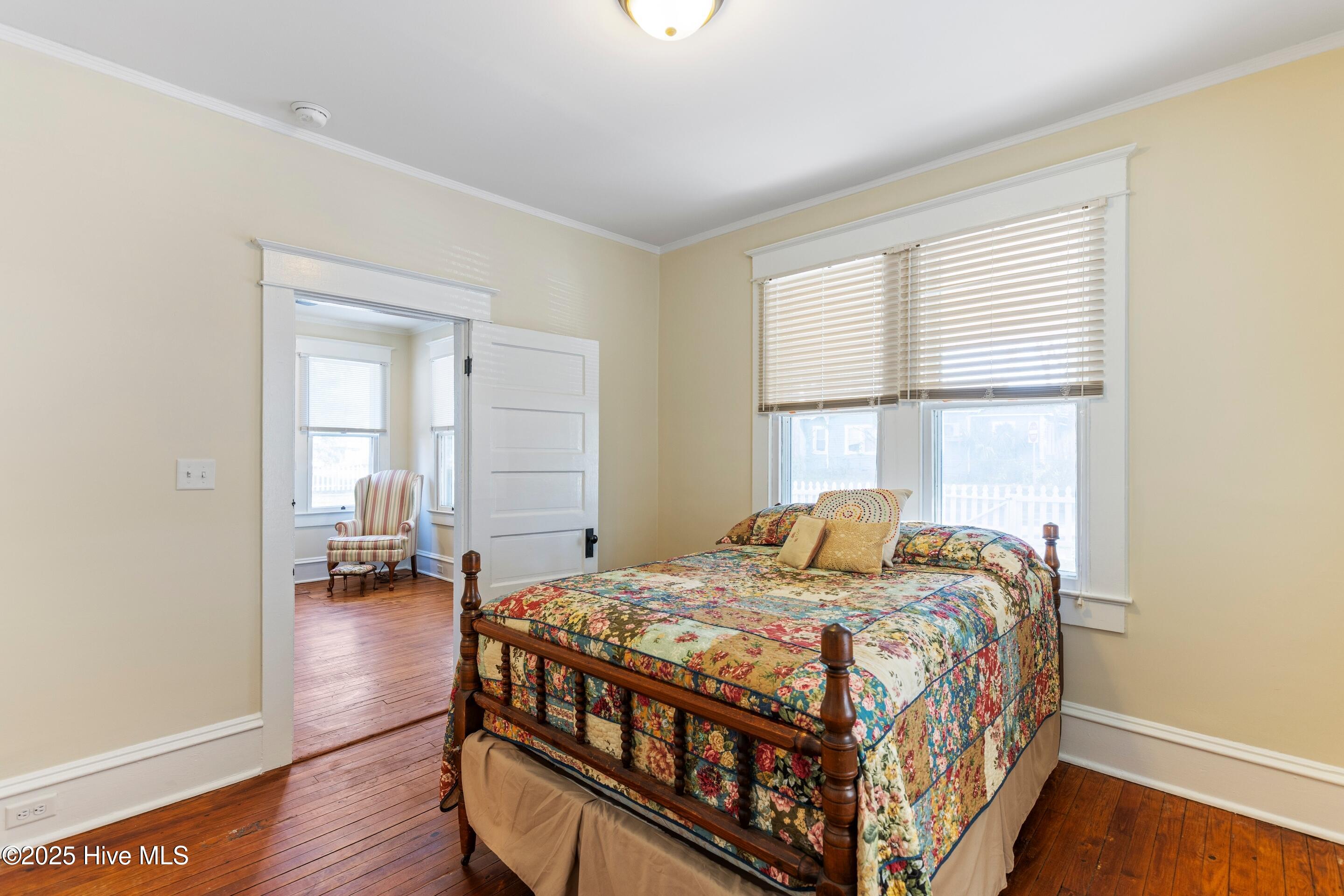 100541674 | Photo 24