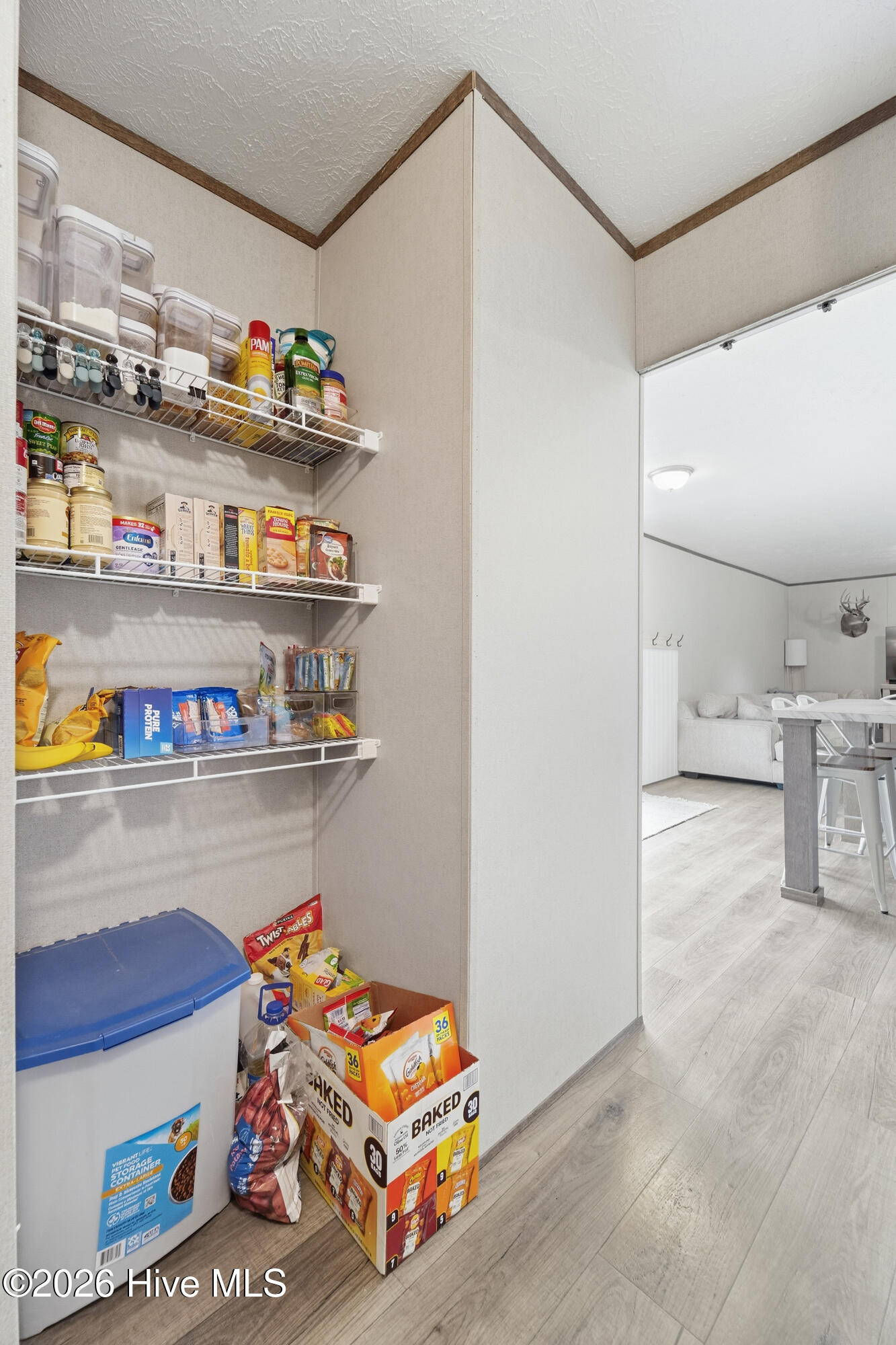 100566814 | Photo 37