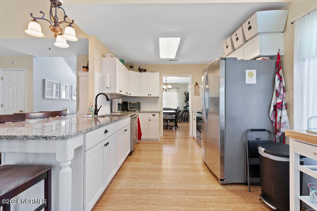 100560006 | Photo 10