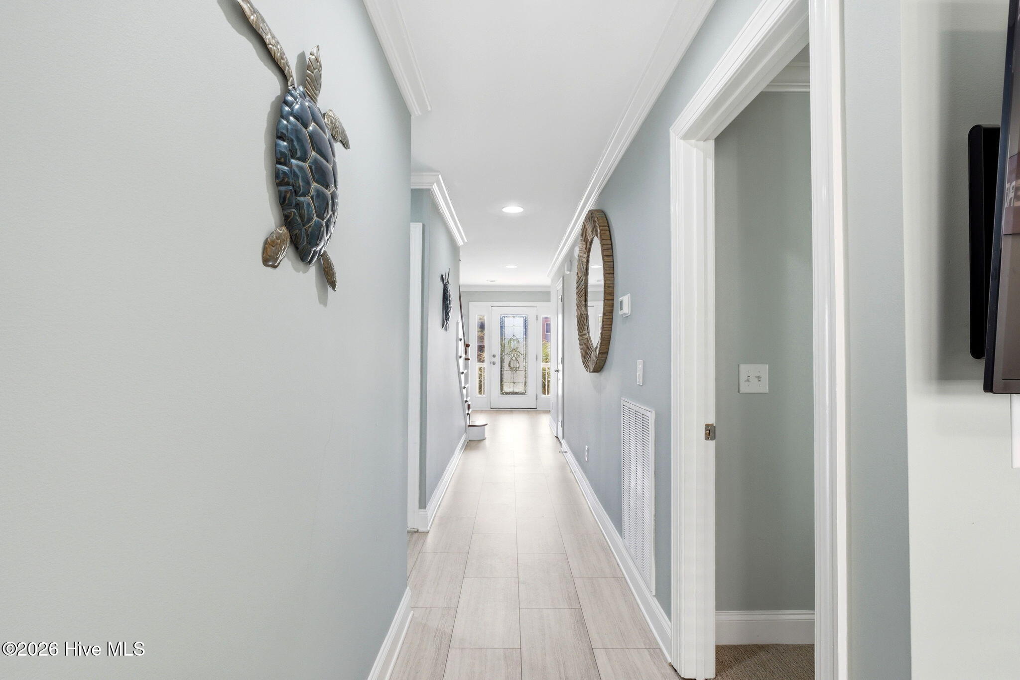 100559880 | Photo 22