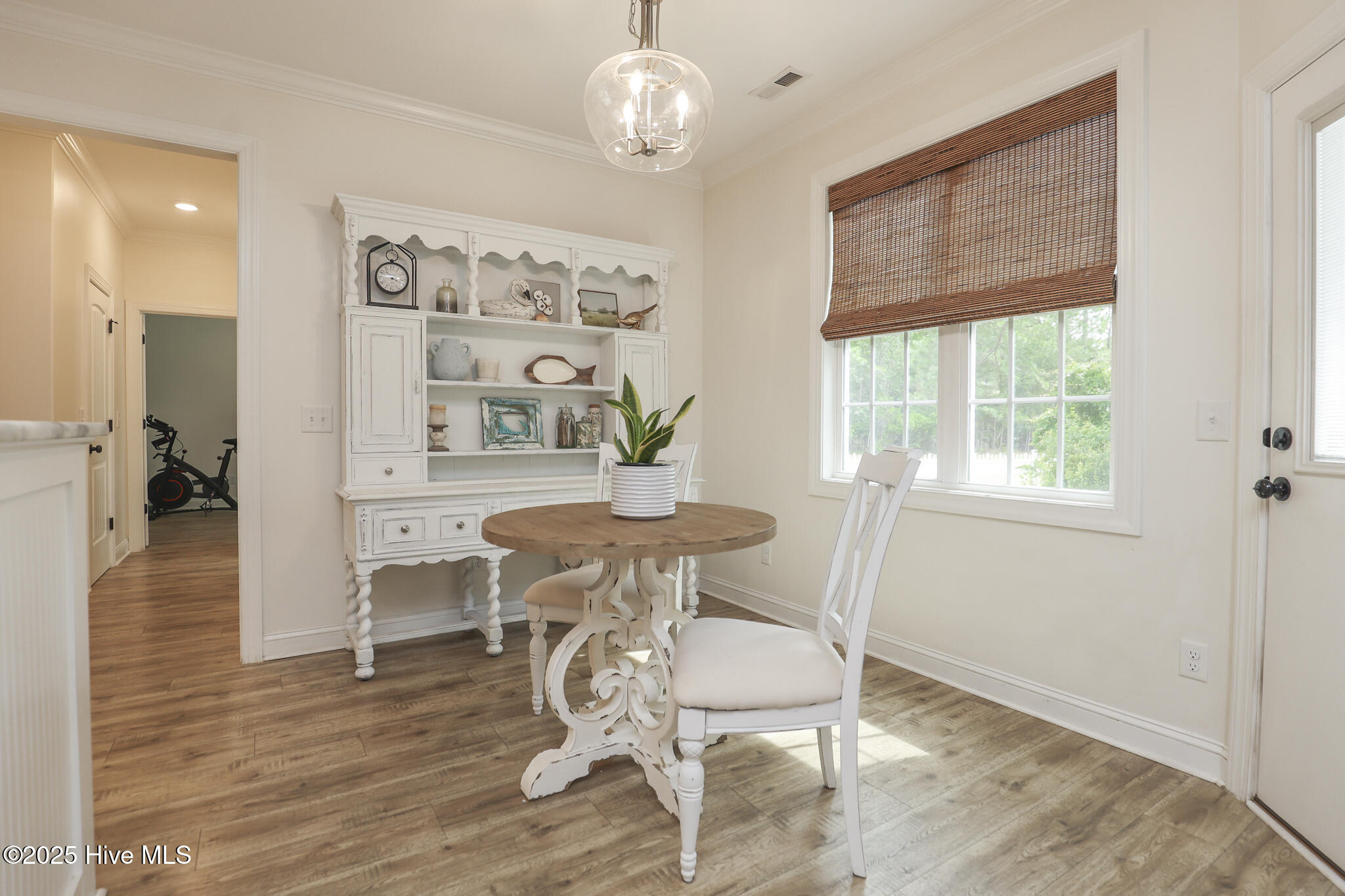 100513900 | Photo 22