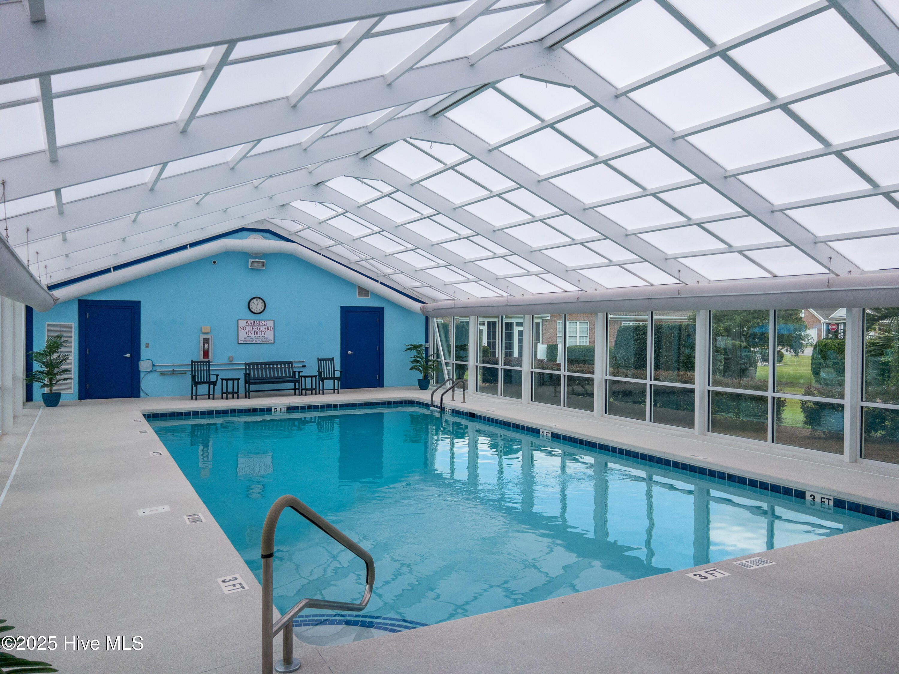 100547158 | Photo 51