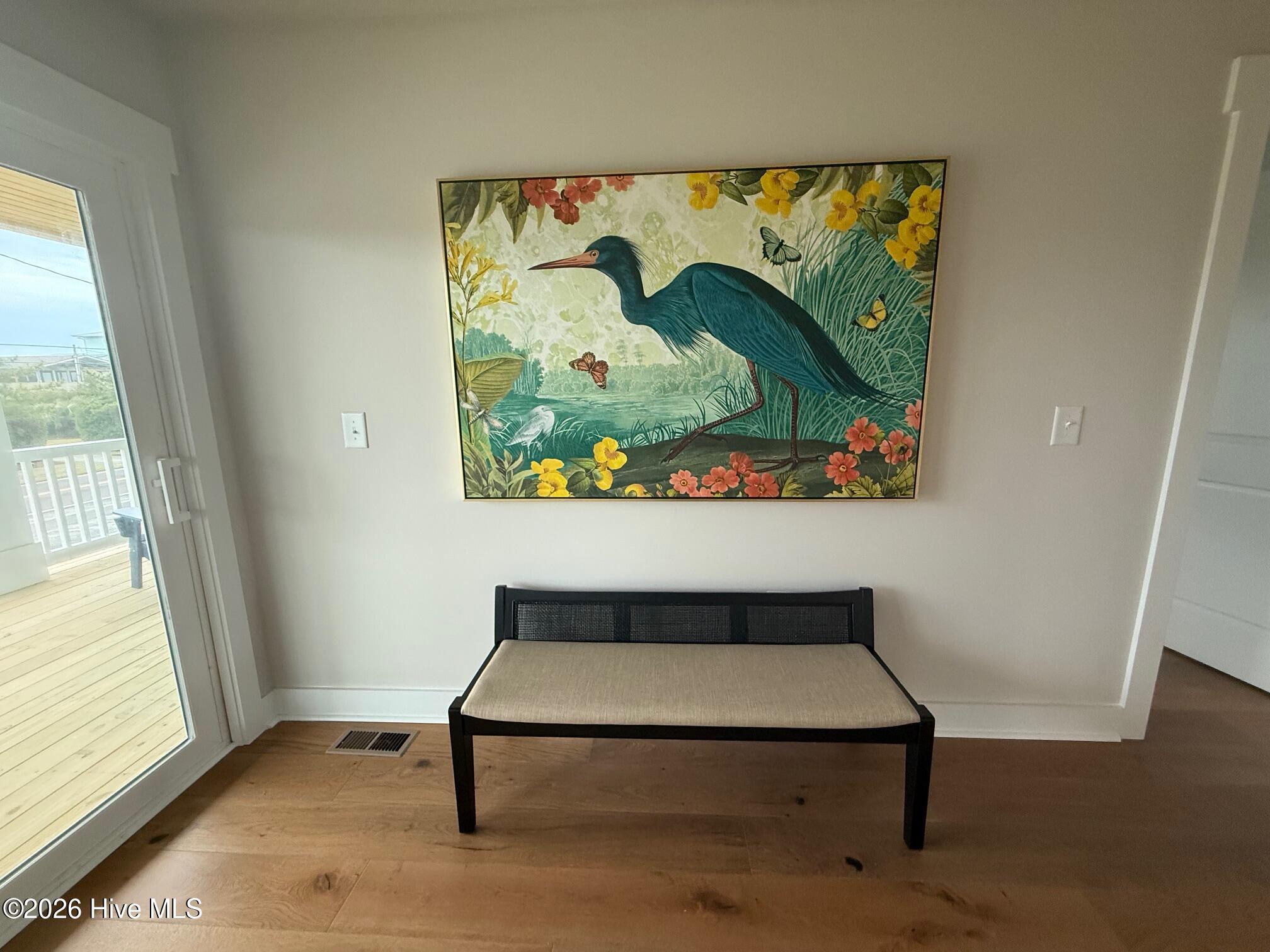 100522656 | Photo 38