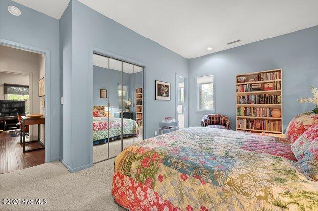 100567755 | Photo 30