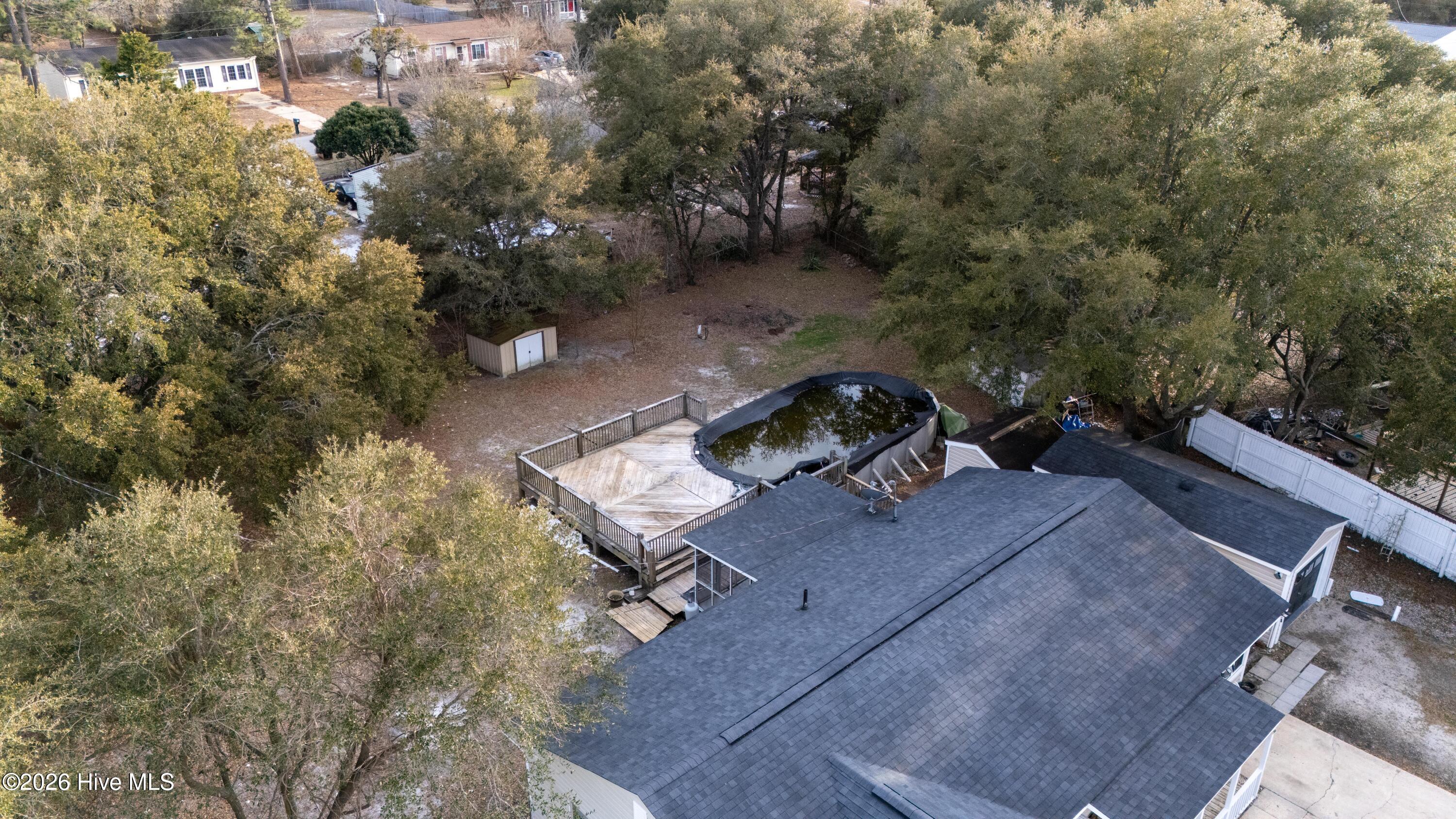 100557302 | Photo 34