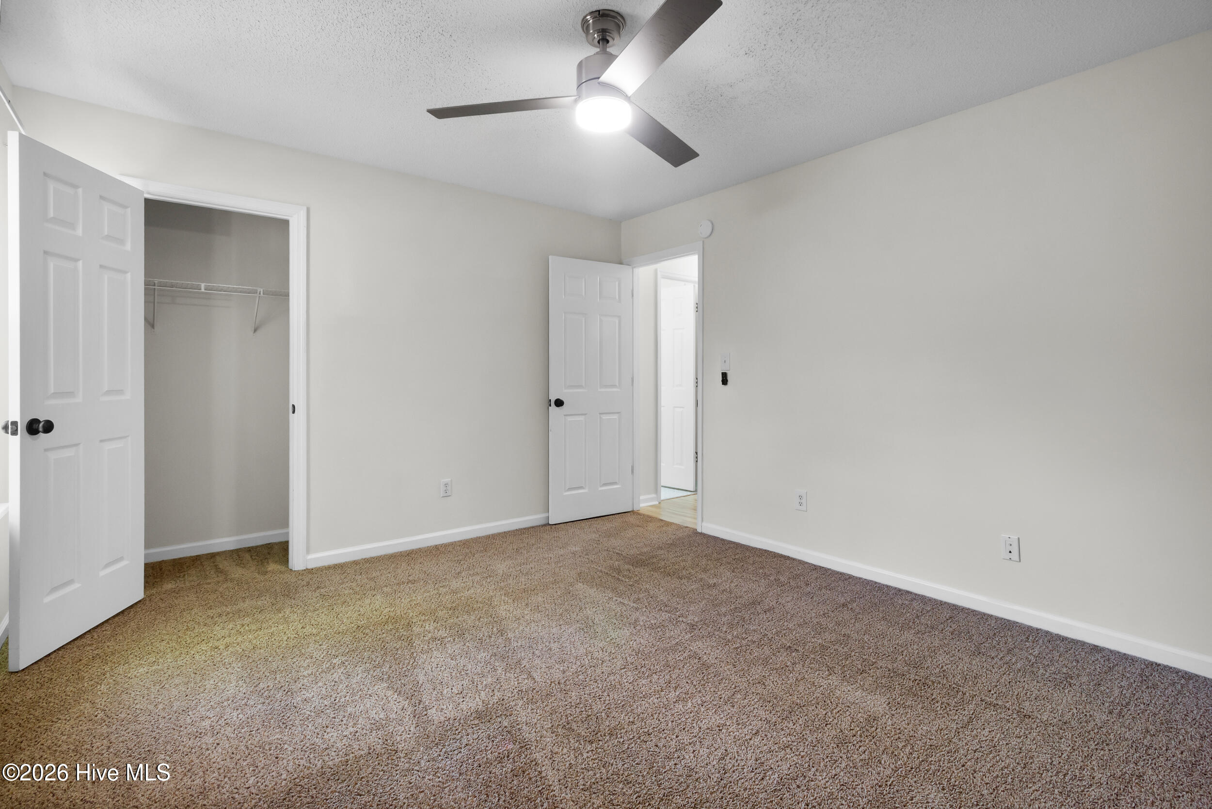 100566556 | Photo 19