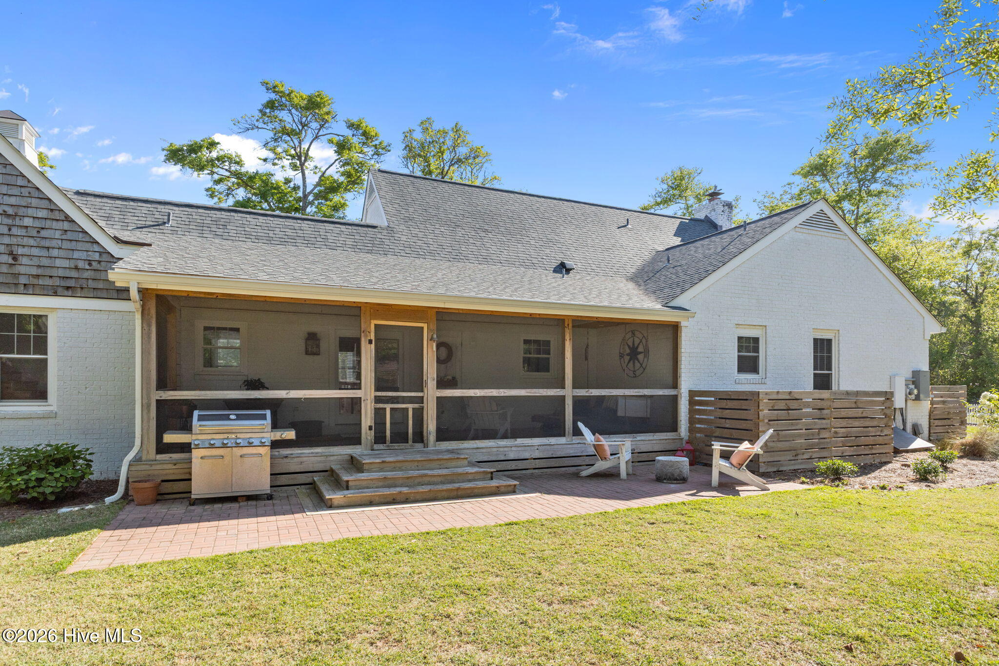 218 Lands End Road,Morehead City