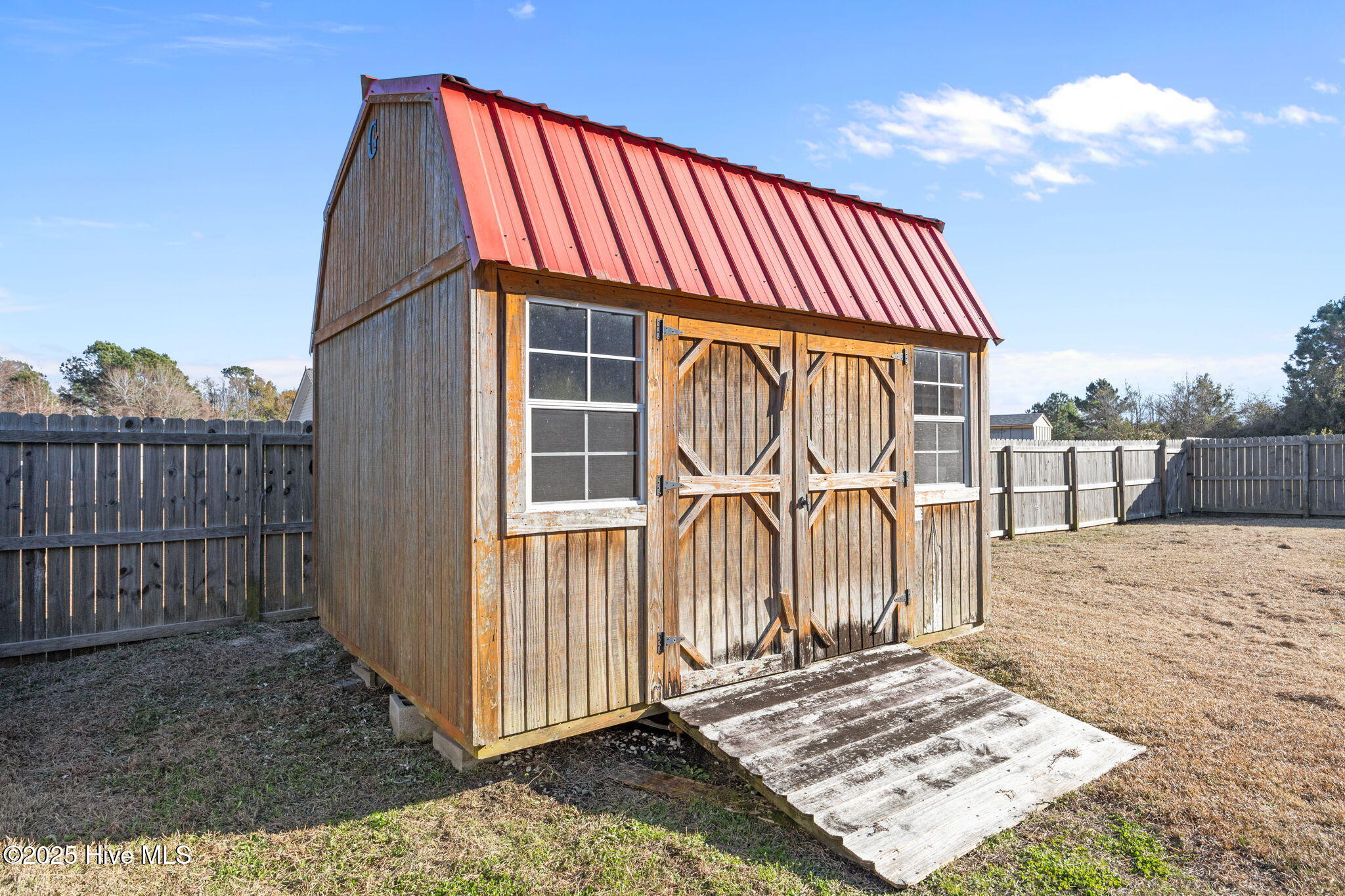 100546032 | Photo 42