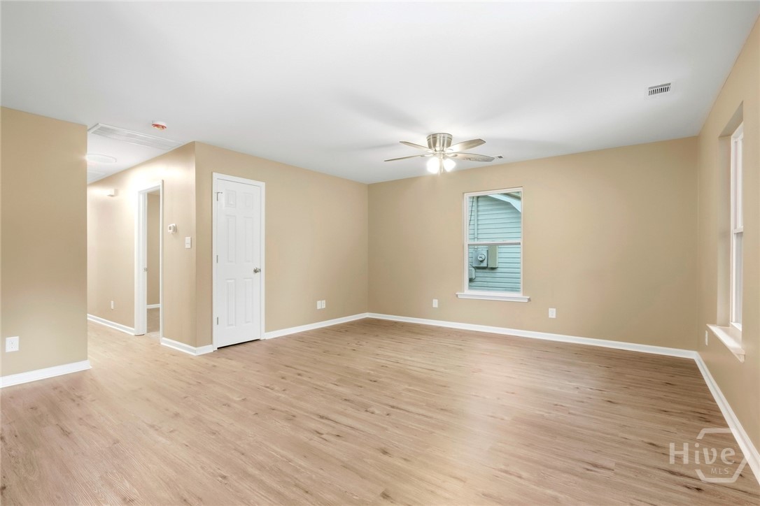 Photo 4 of Single family home for sale at 2109 Alaska St, Savannah, GA 31404 | MLS# SA364840 | Listing updated on 2026-09-18