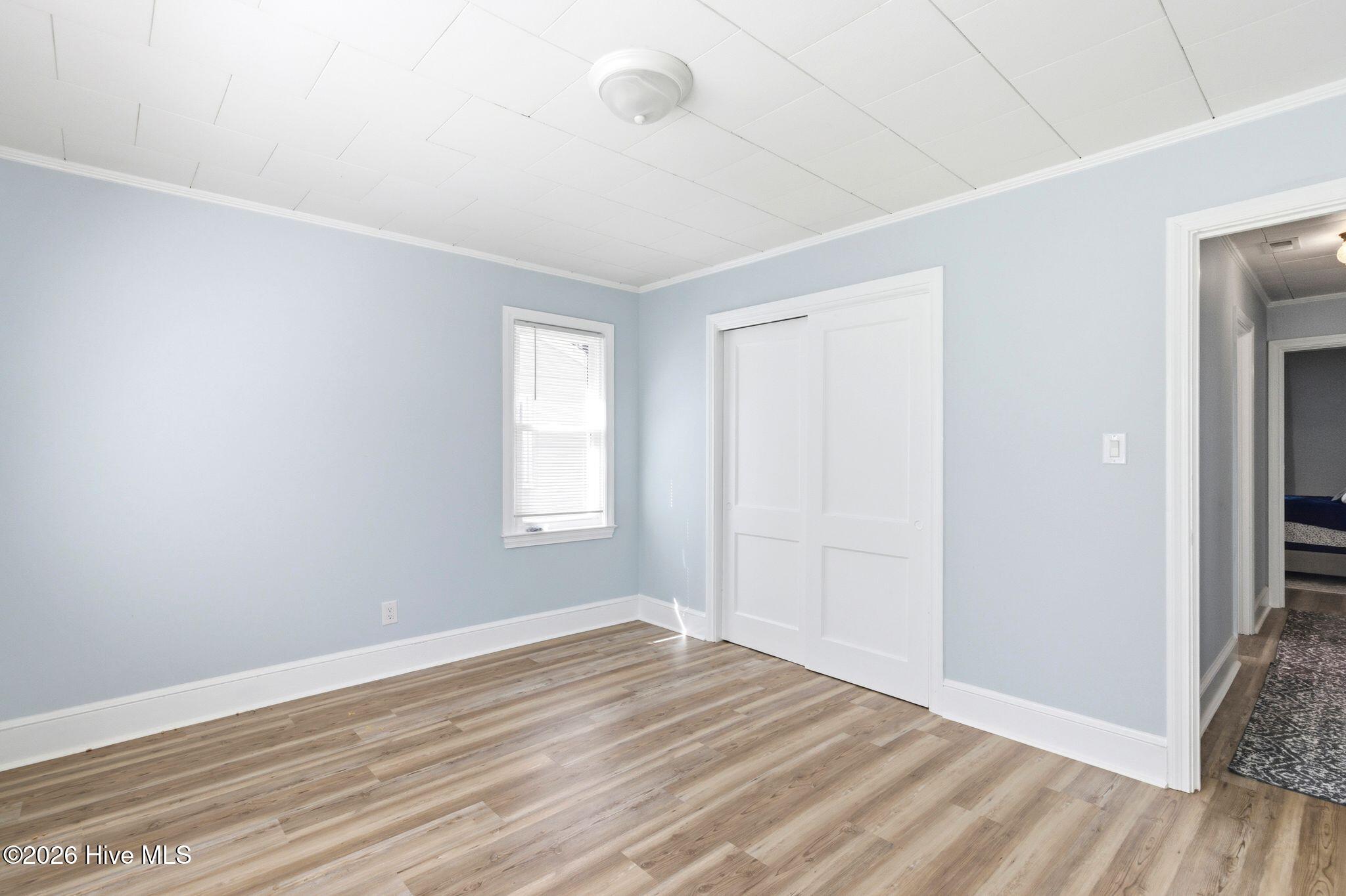 100562415 | Photo 26