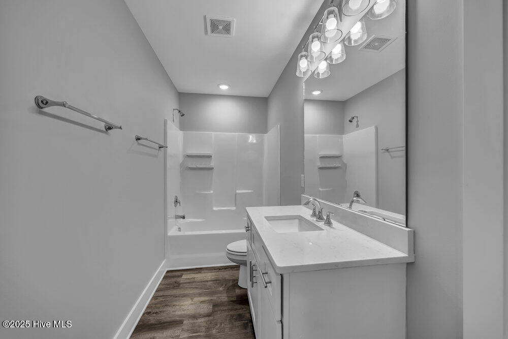 100525304 | Photo 20