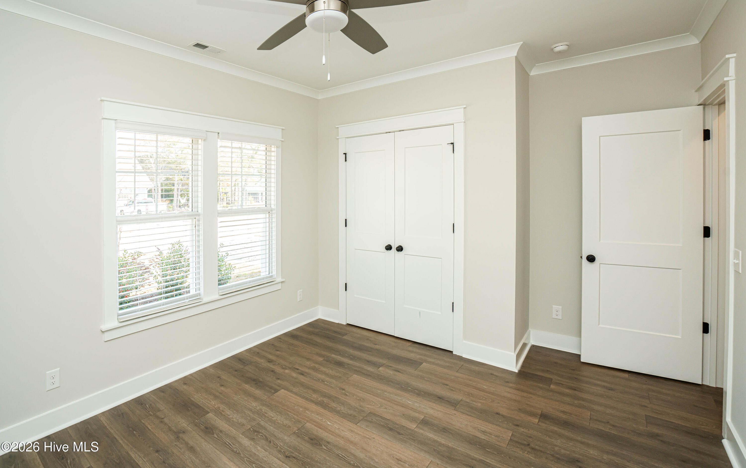 100548241 | Photo 13