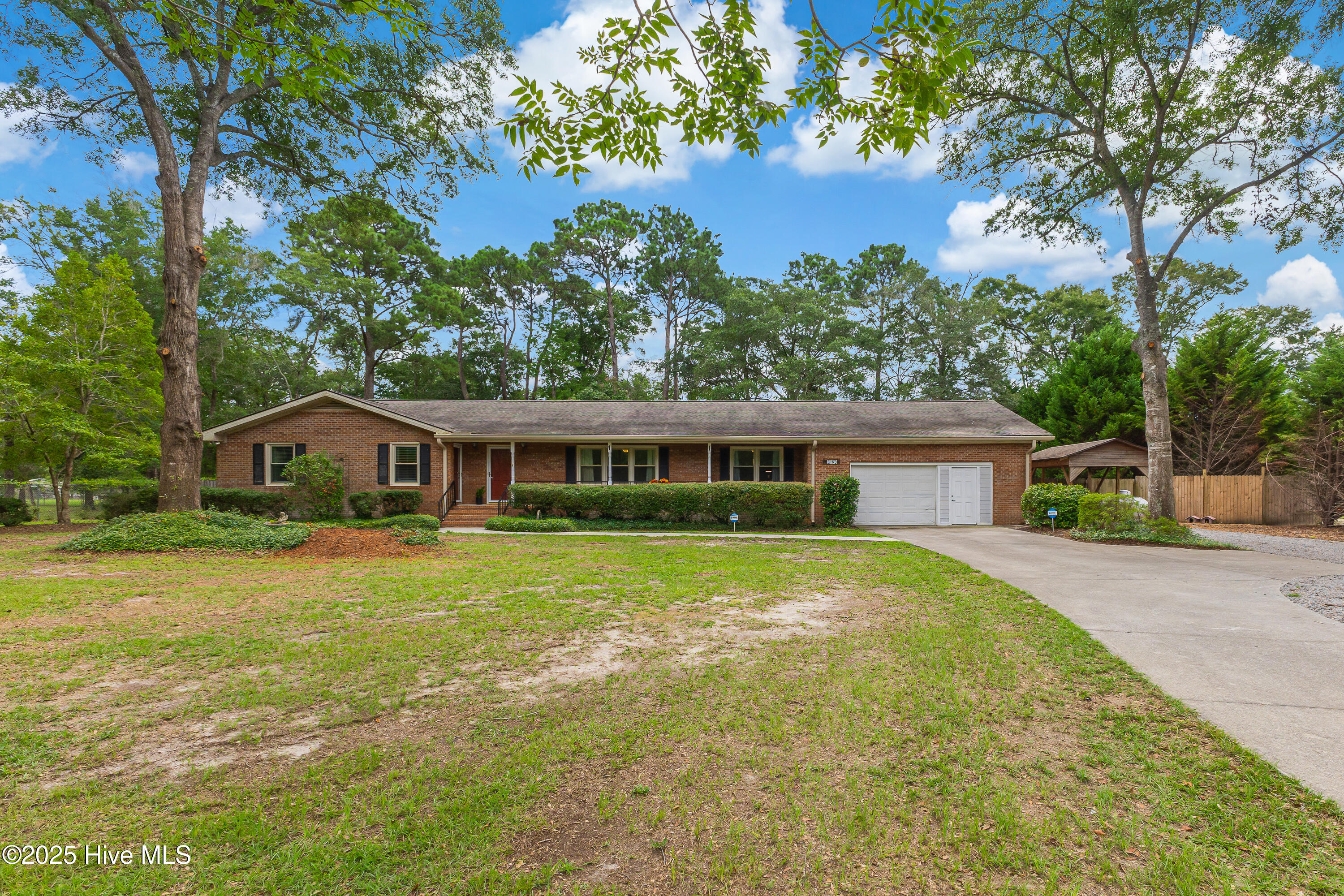 100523240 | Photo 36