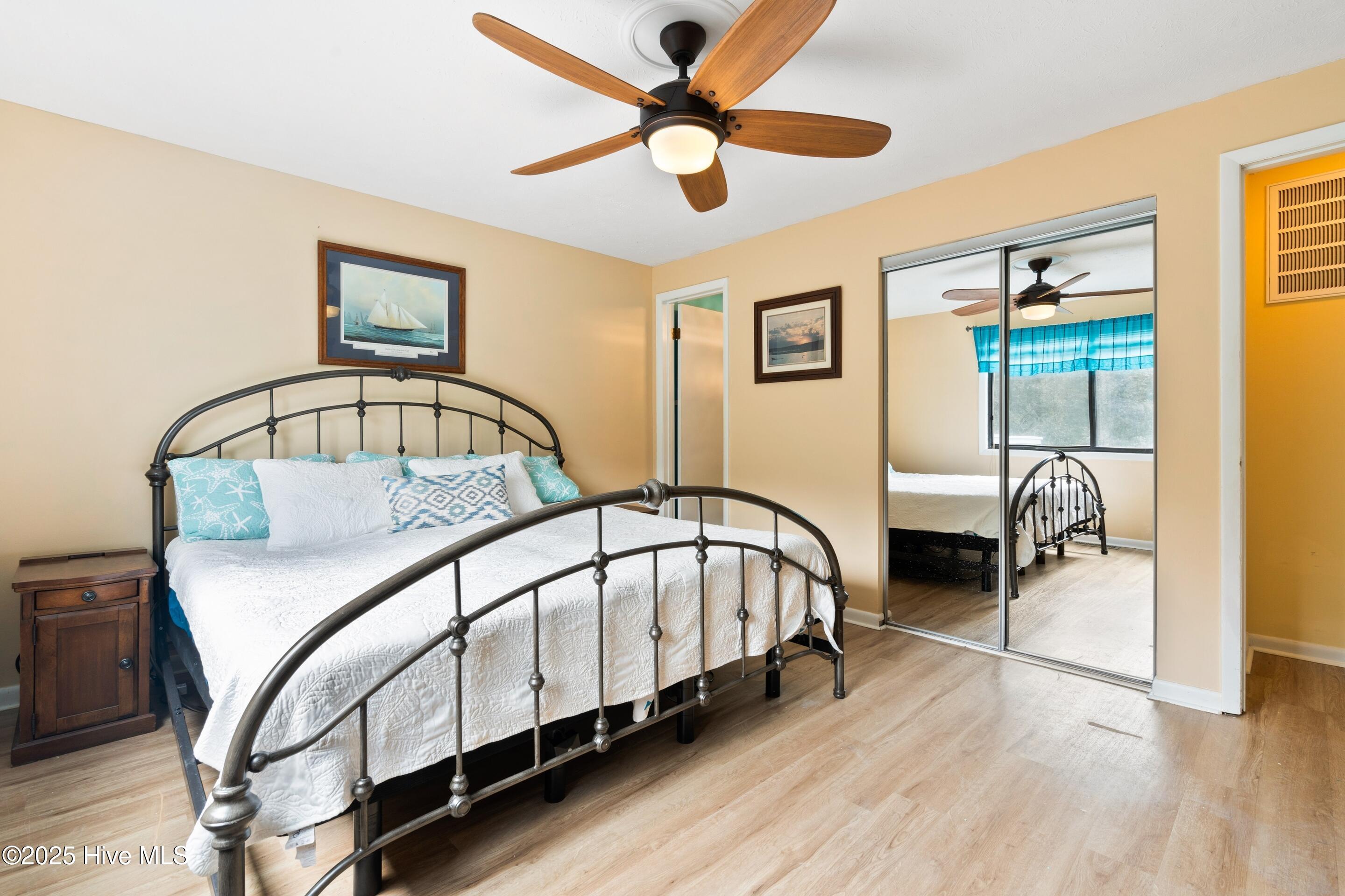 100532800 | Photo 28