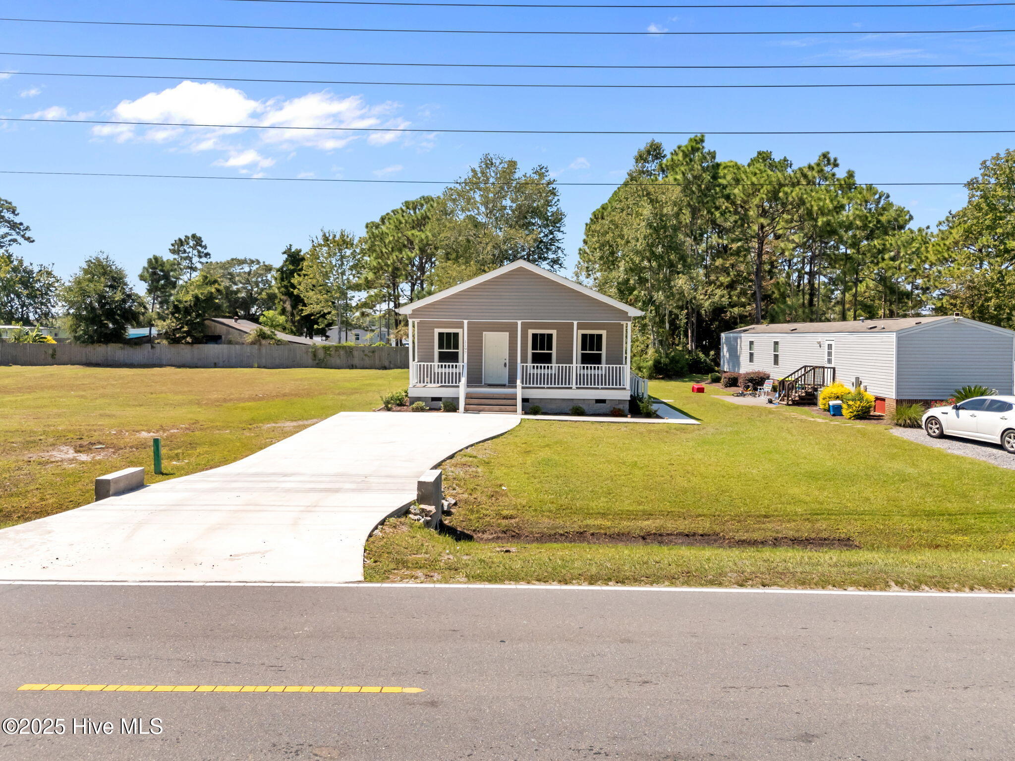 100529726 | Photo 49