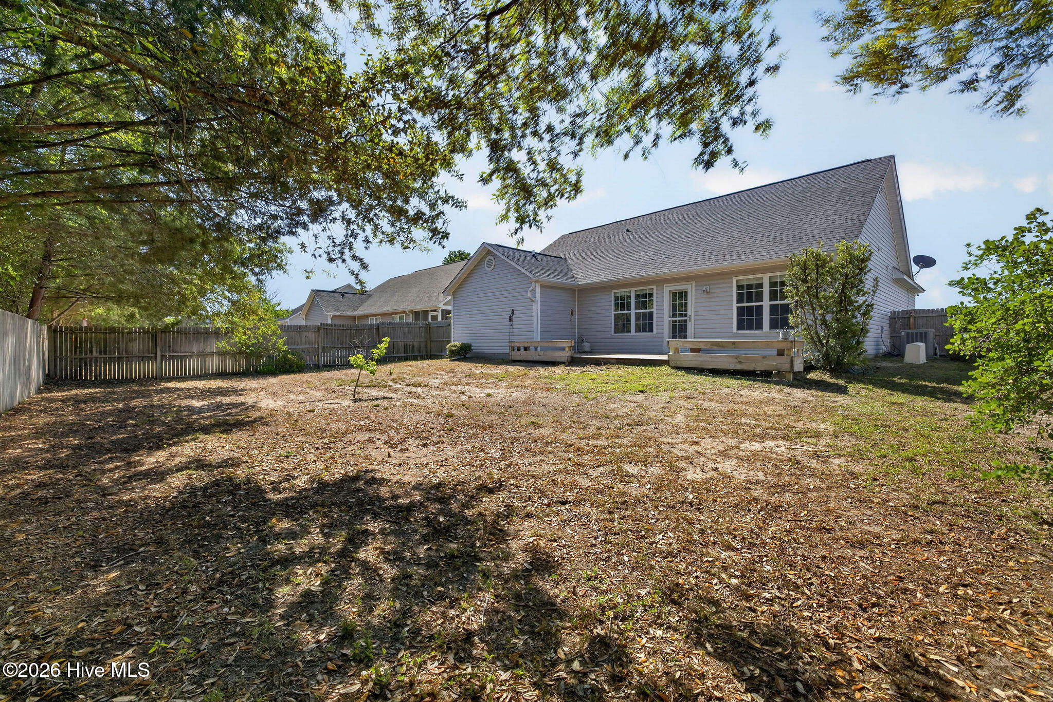 100567881 | Photo 37