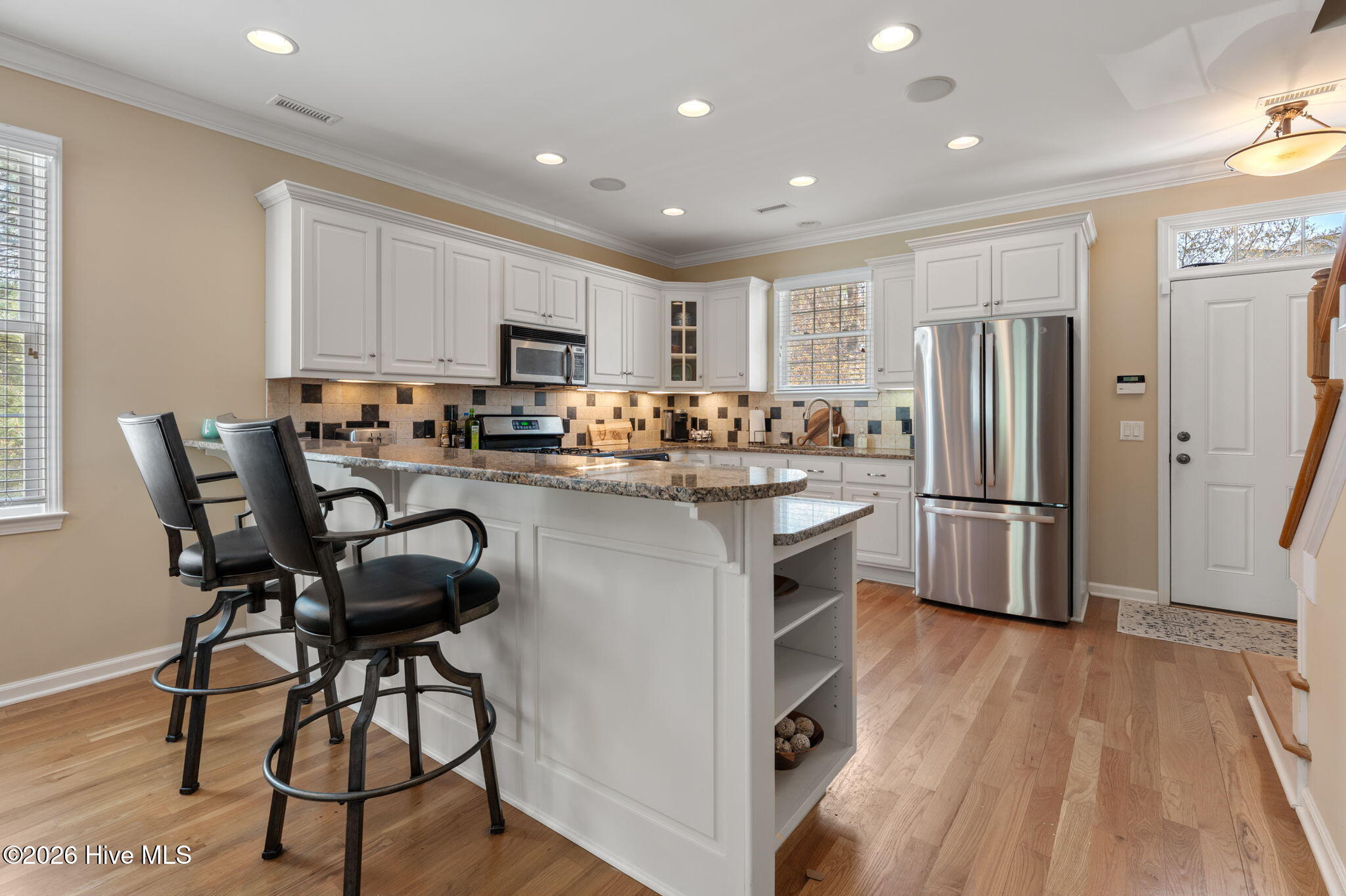 100564411 | Photo 15