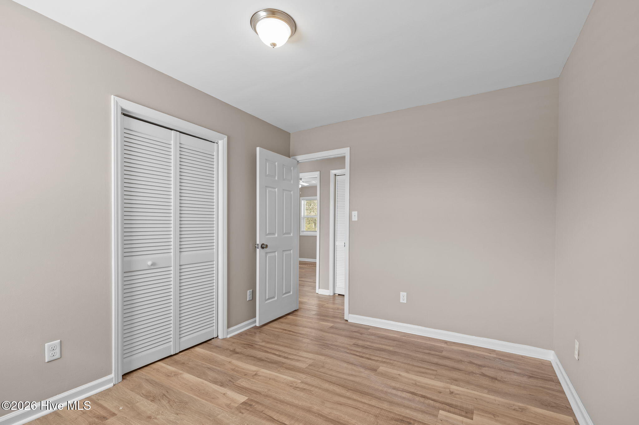 100551291 | Photo 16