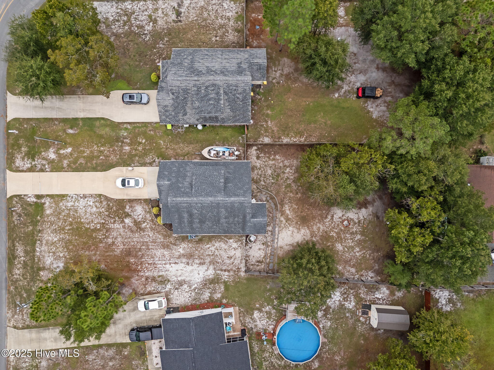 100537079 | Photo 46