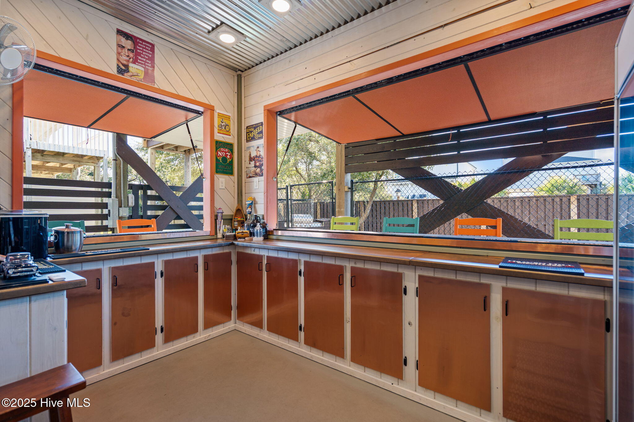 100540020 | Photo 49