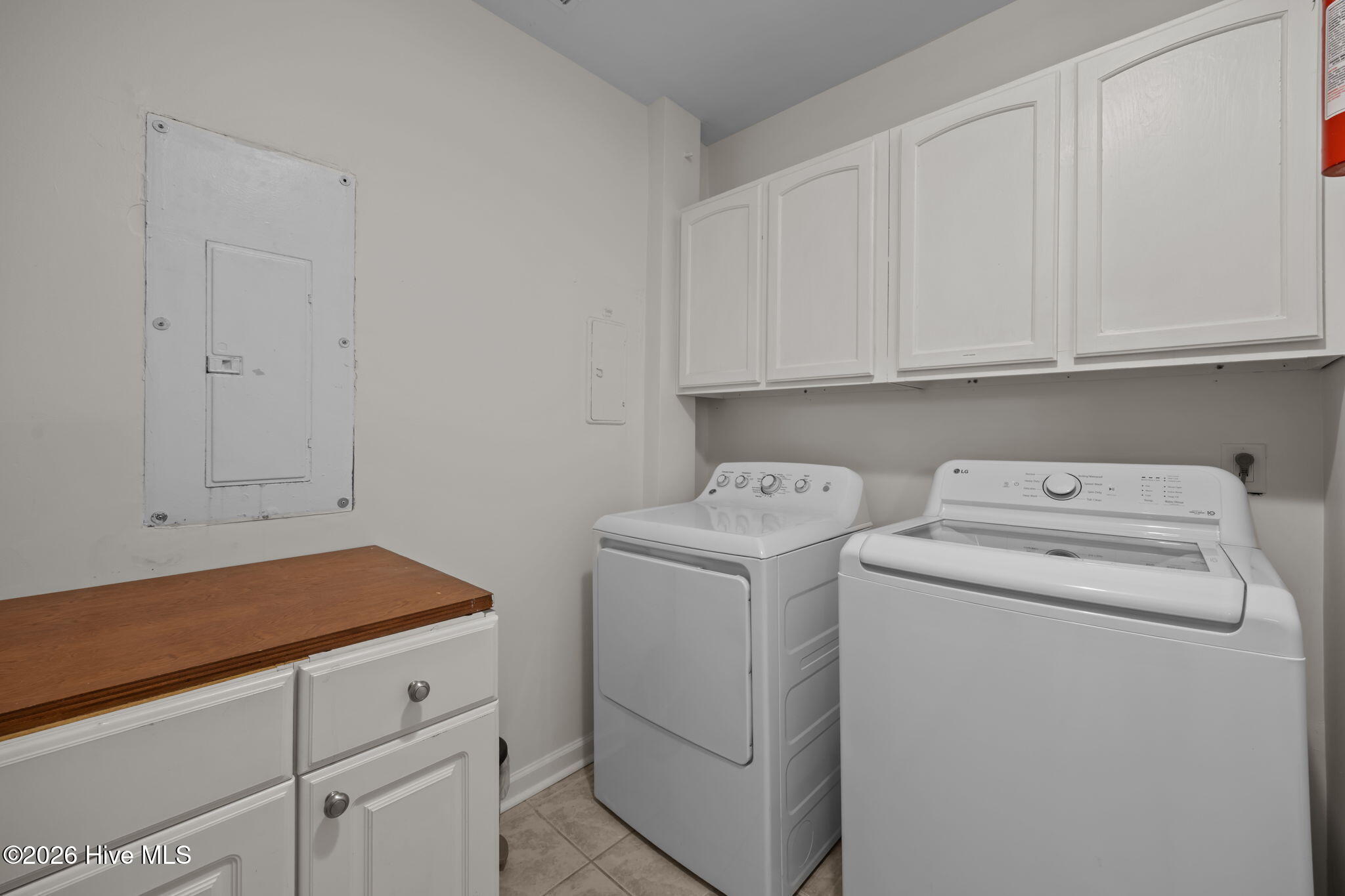 100552001 | Photo 19