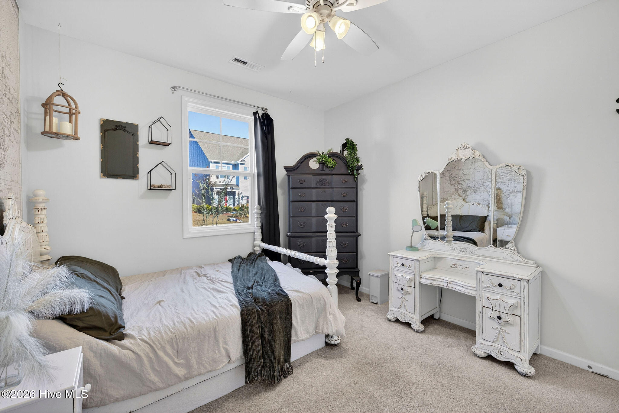 100547233 | Photo 29