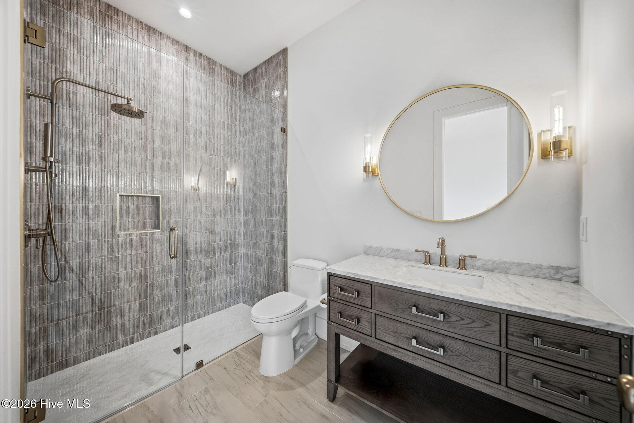 100500065 | Photo 49